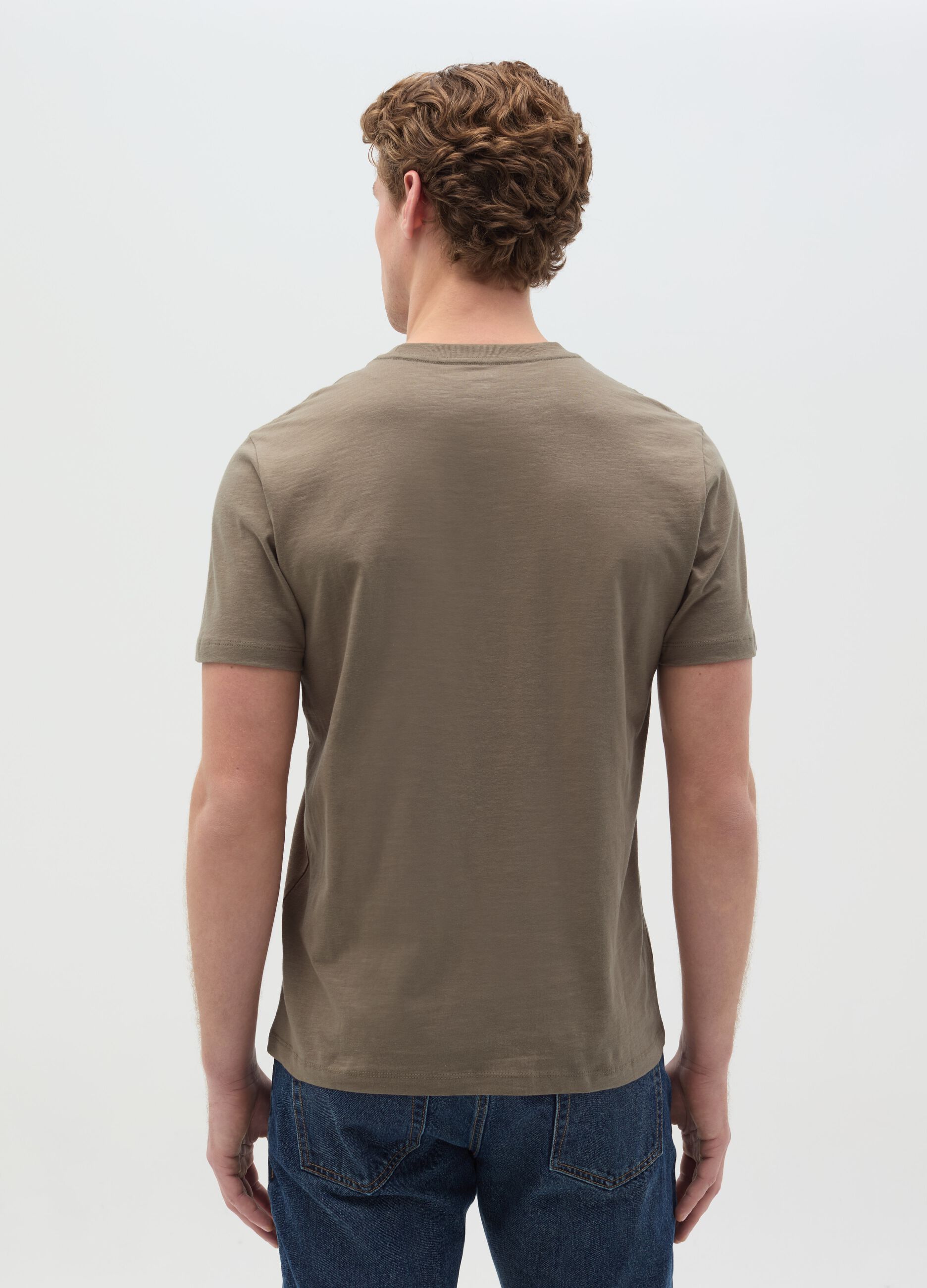 T-shirt in slub cotton with round neck