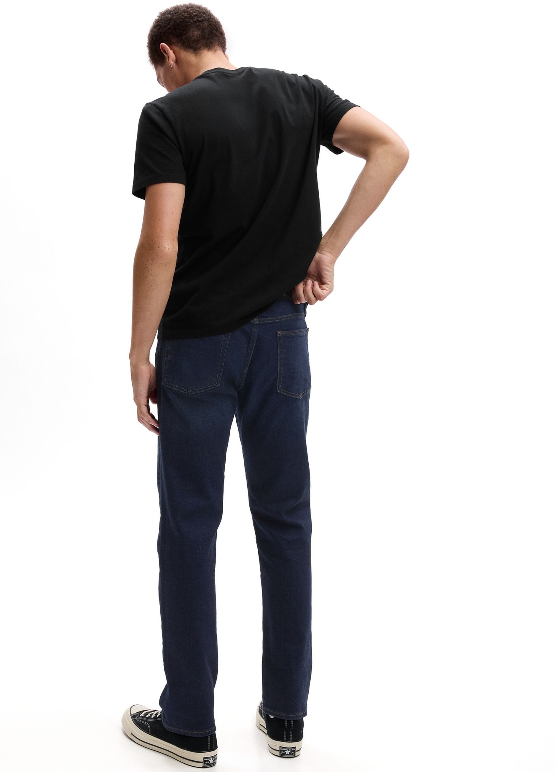 Straight-fit jeans with mid-rise waist