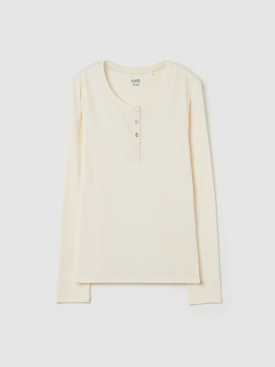 Long-sleeved T-shirt with granddad neckline_4