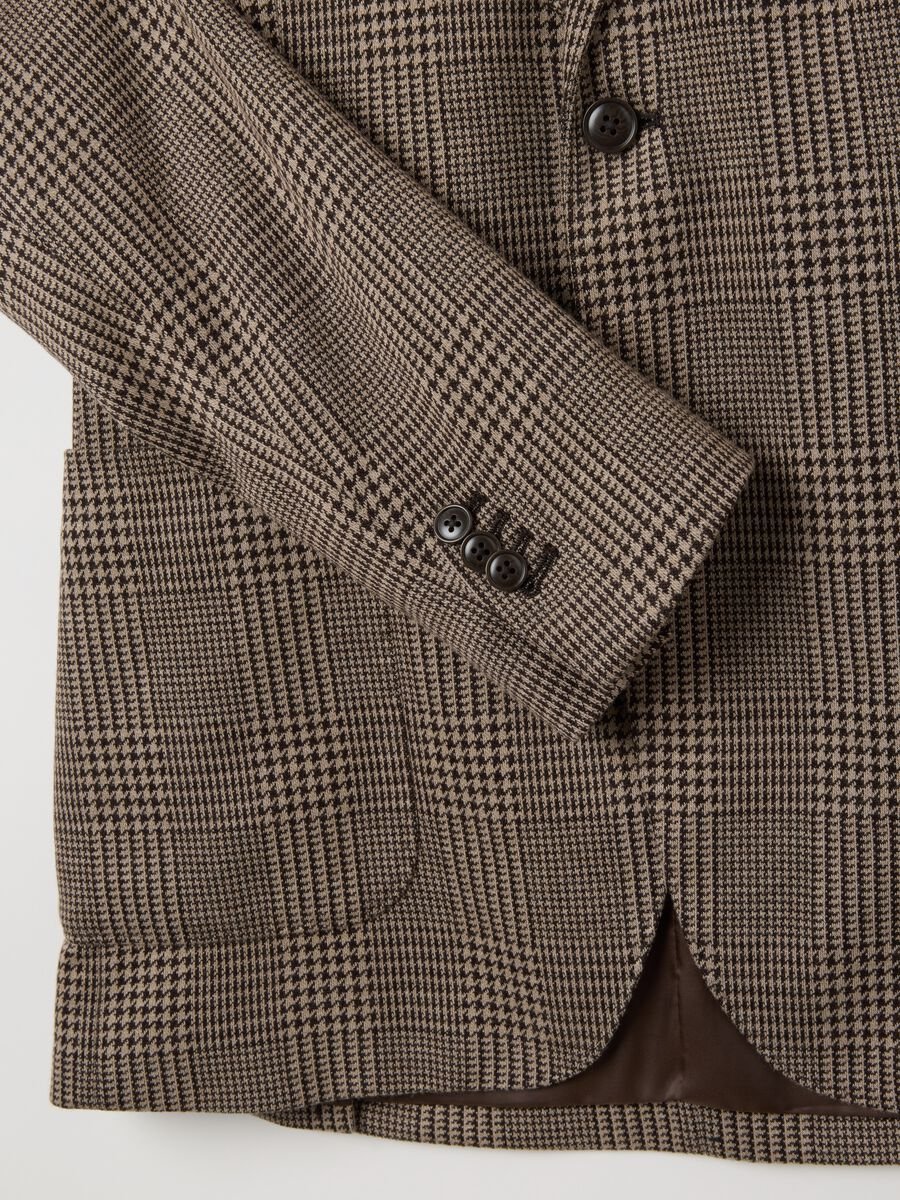 Regular fit brown checked blazer with buttons_6