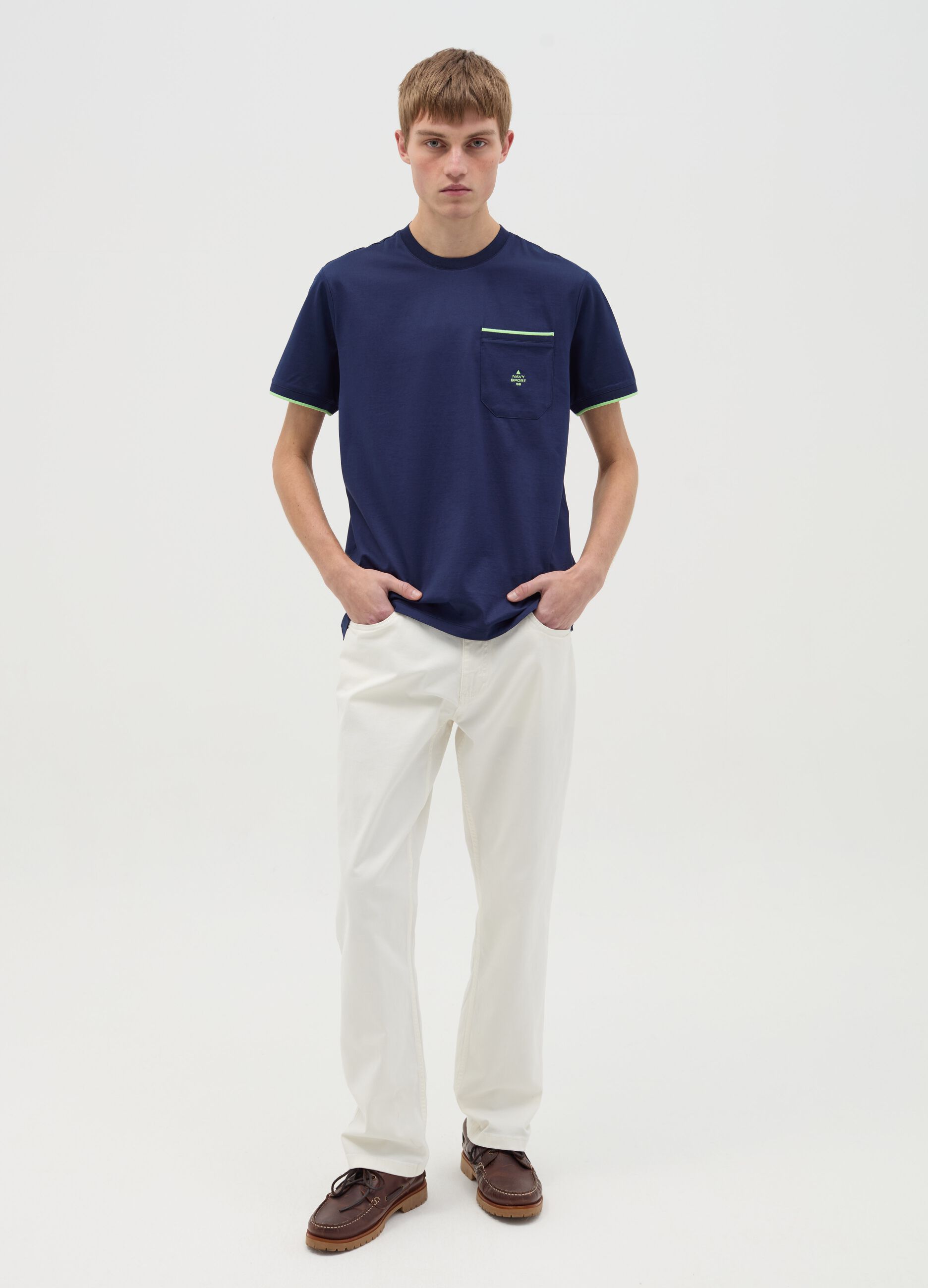 T-shirt with pocket and logo embroidery