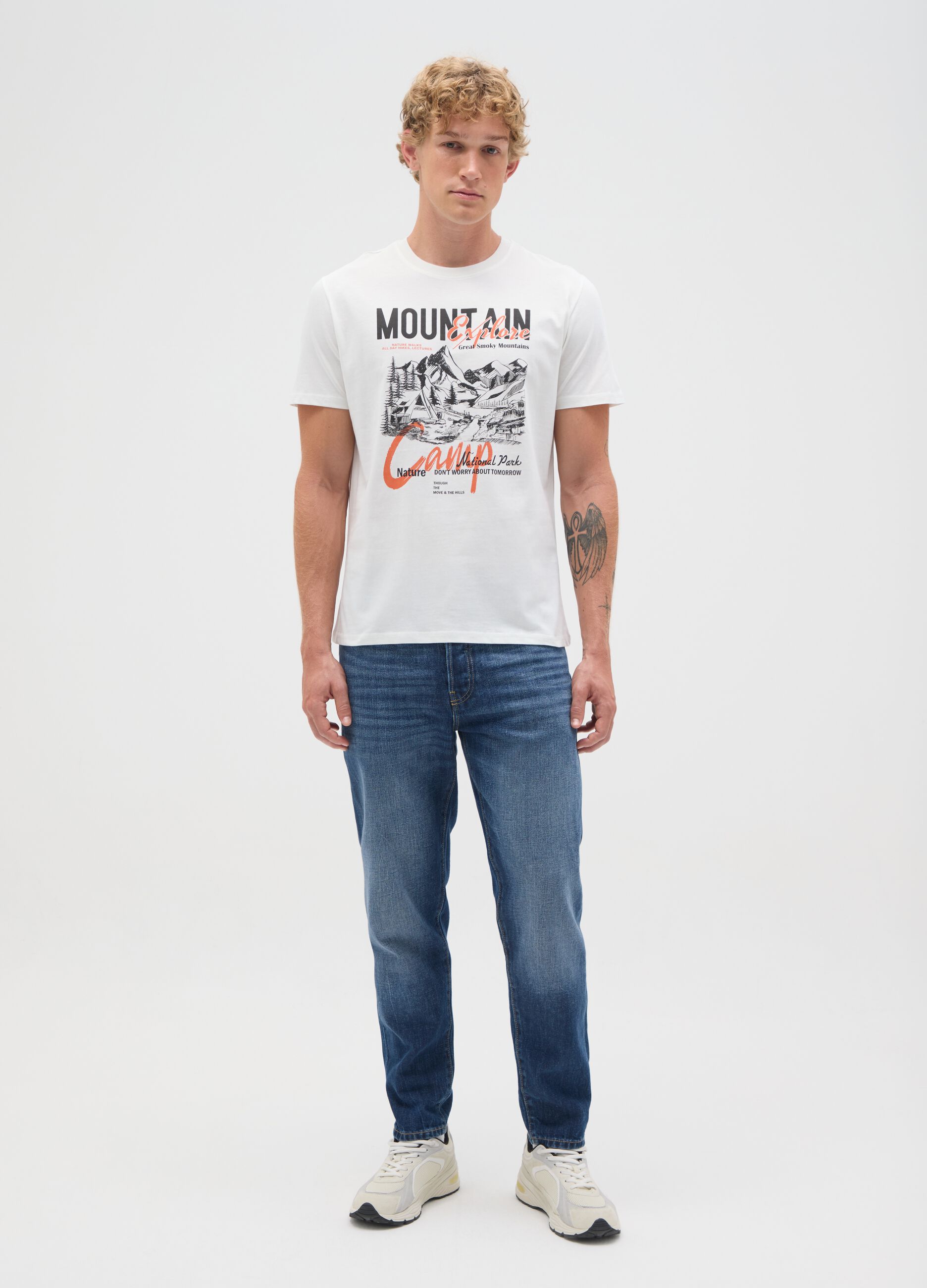 Men's regular fit white pure cotton T-shirt