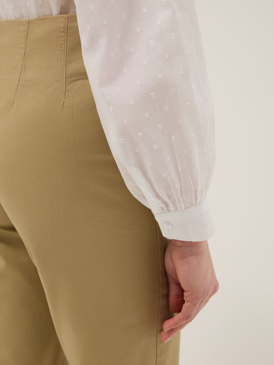 White pure cotton shirt regular fit deep V with polka dots_3