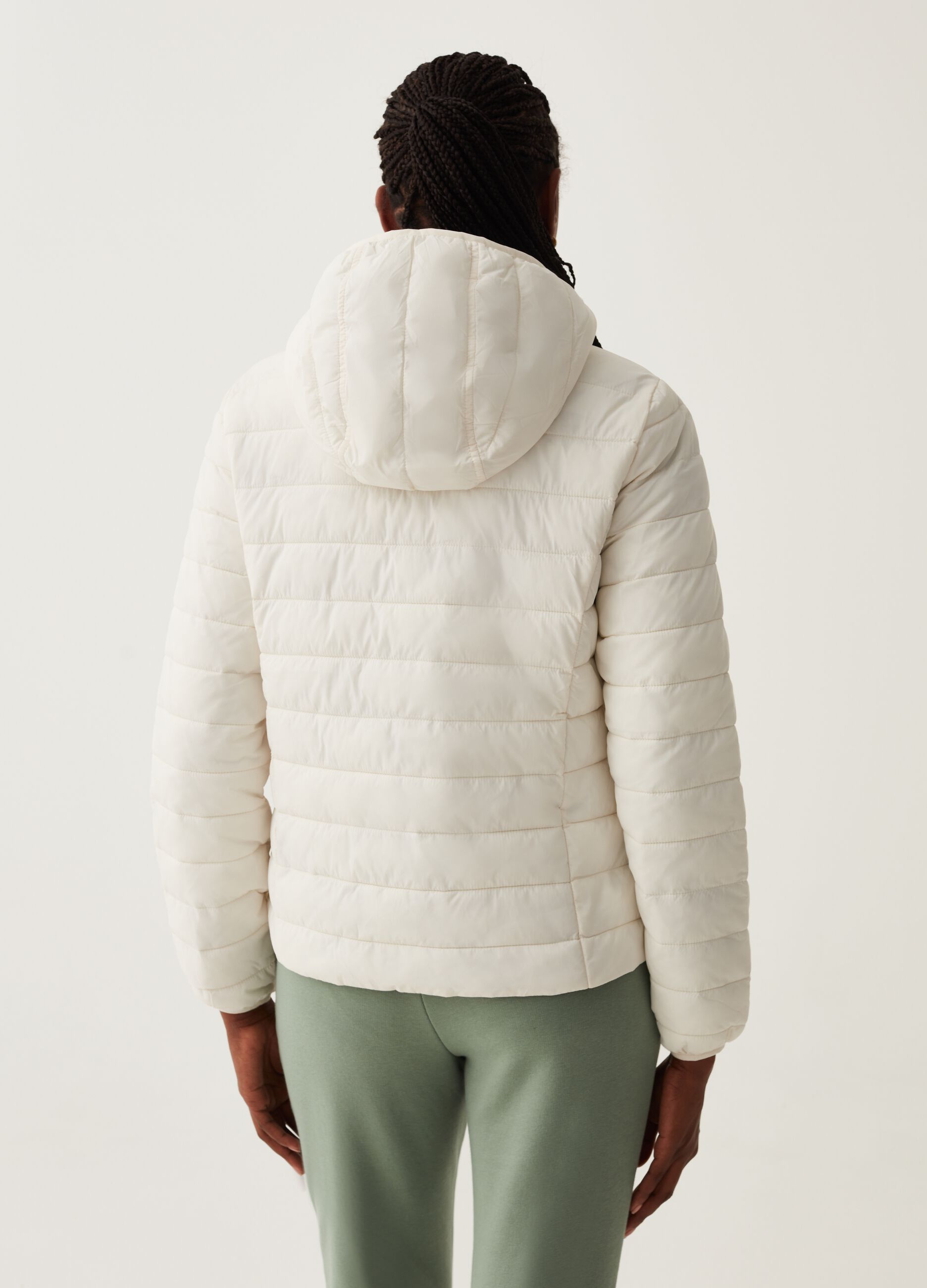 Piumino ultralight con cappuccio_2
