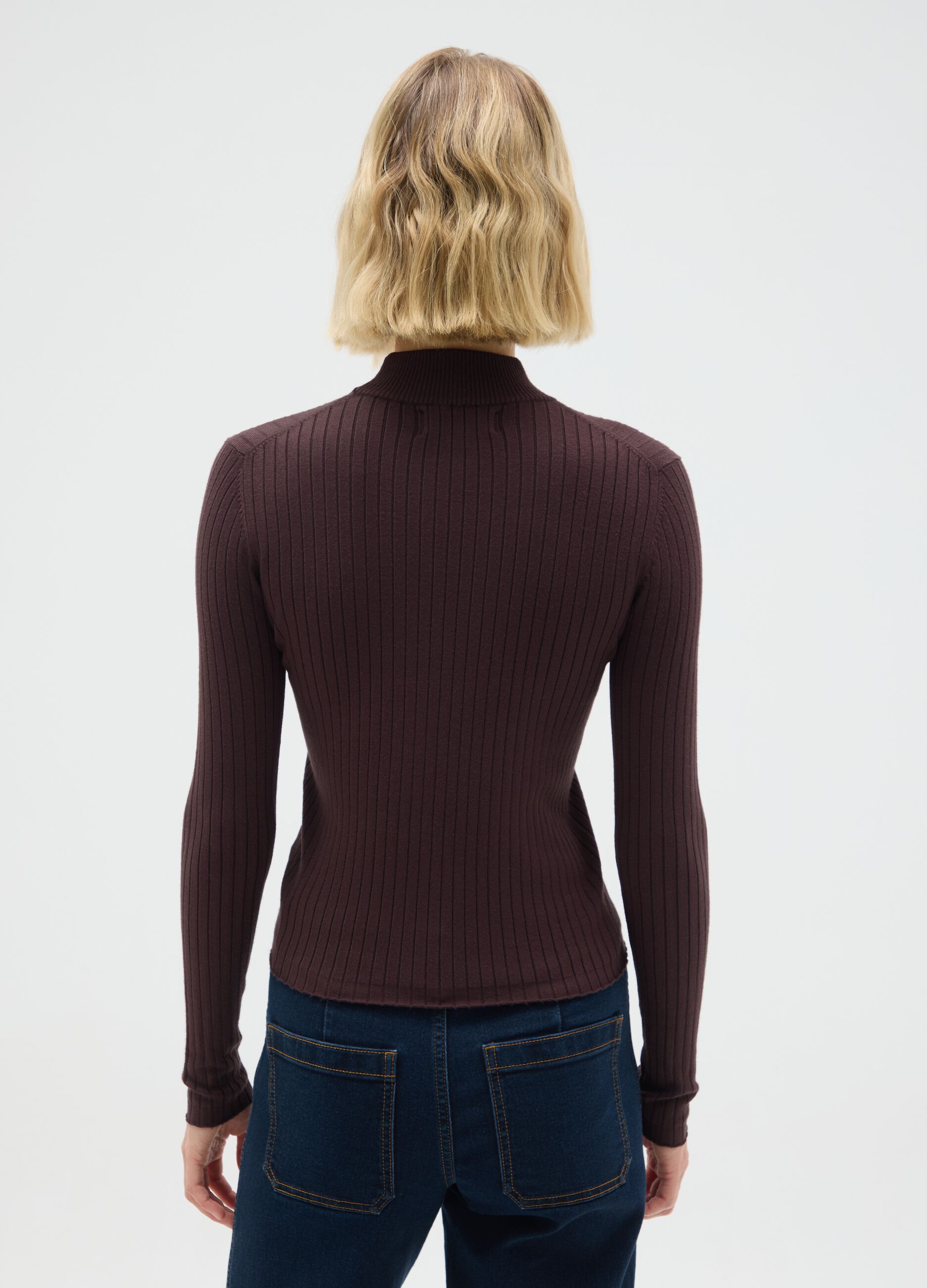 Brown mixed fitted sweater