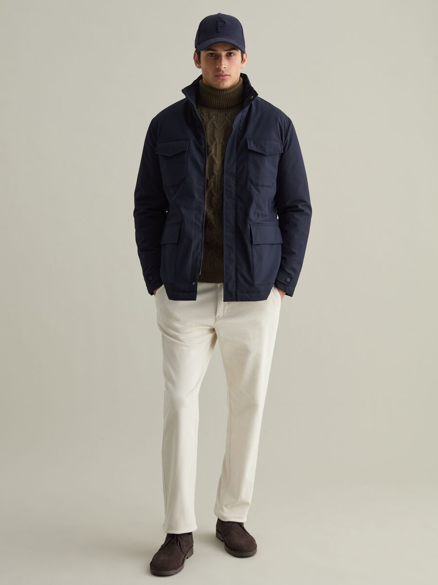 Short jacket with high neck_1