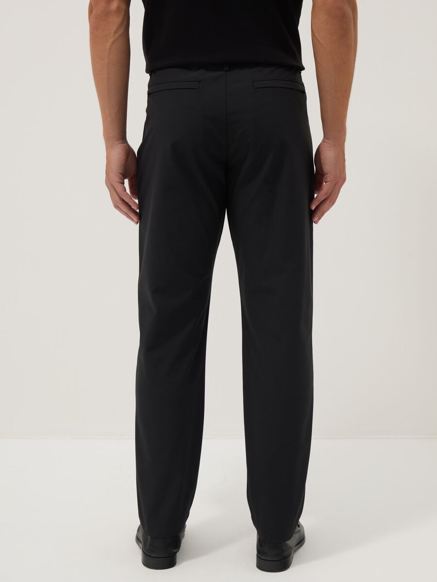 Pantaloni chino neri regular fit_2