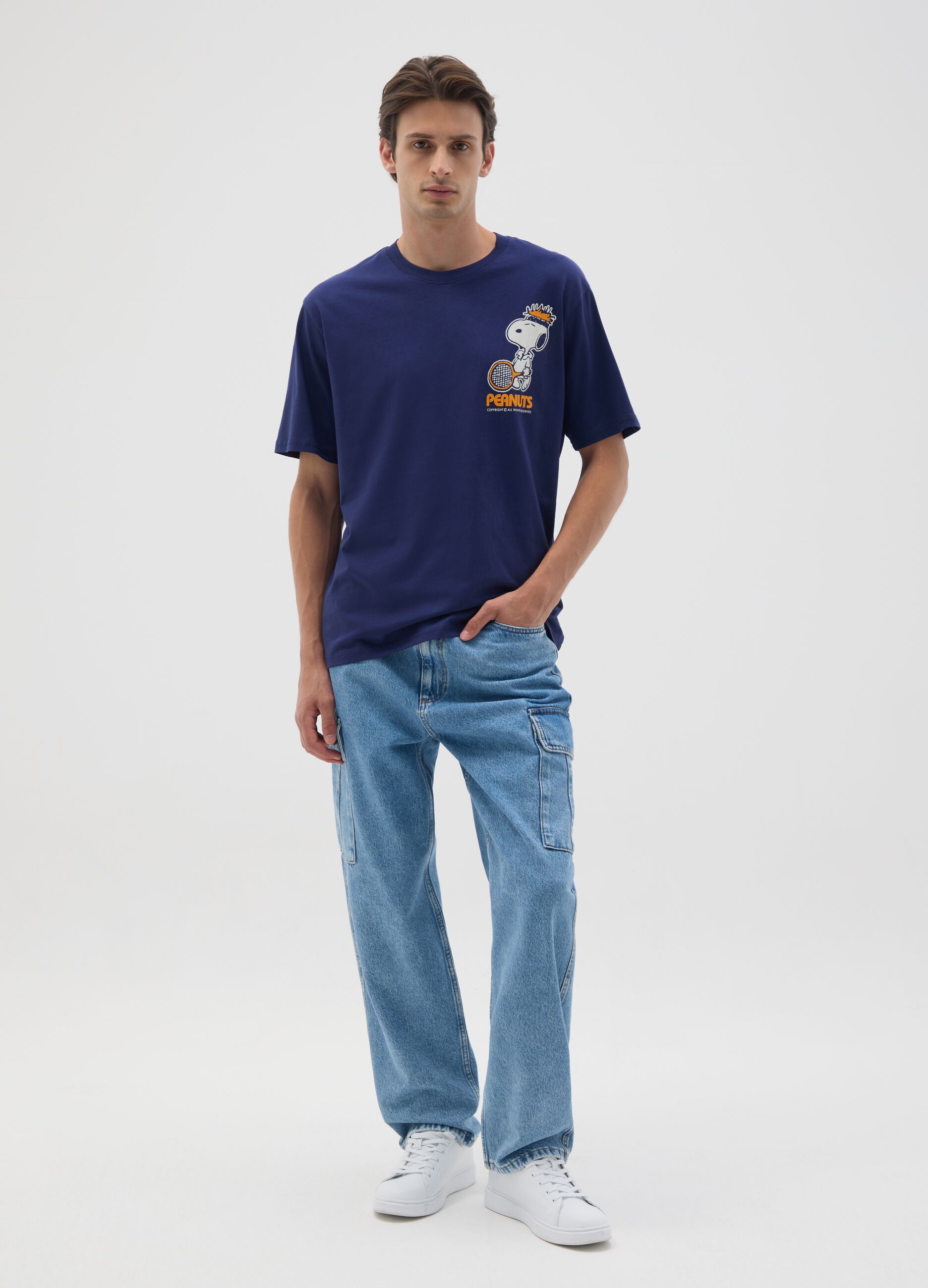 T-shirt in puro cotone blu regular fit con Snoopy