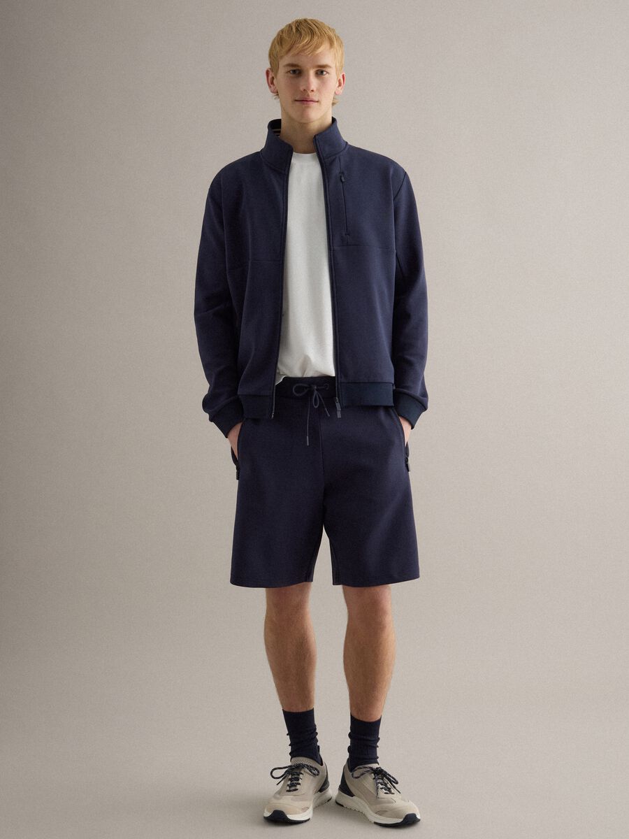 Blue regular fit stretch cotton blend shorts_0