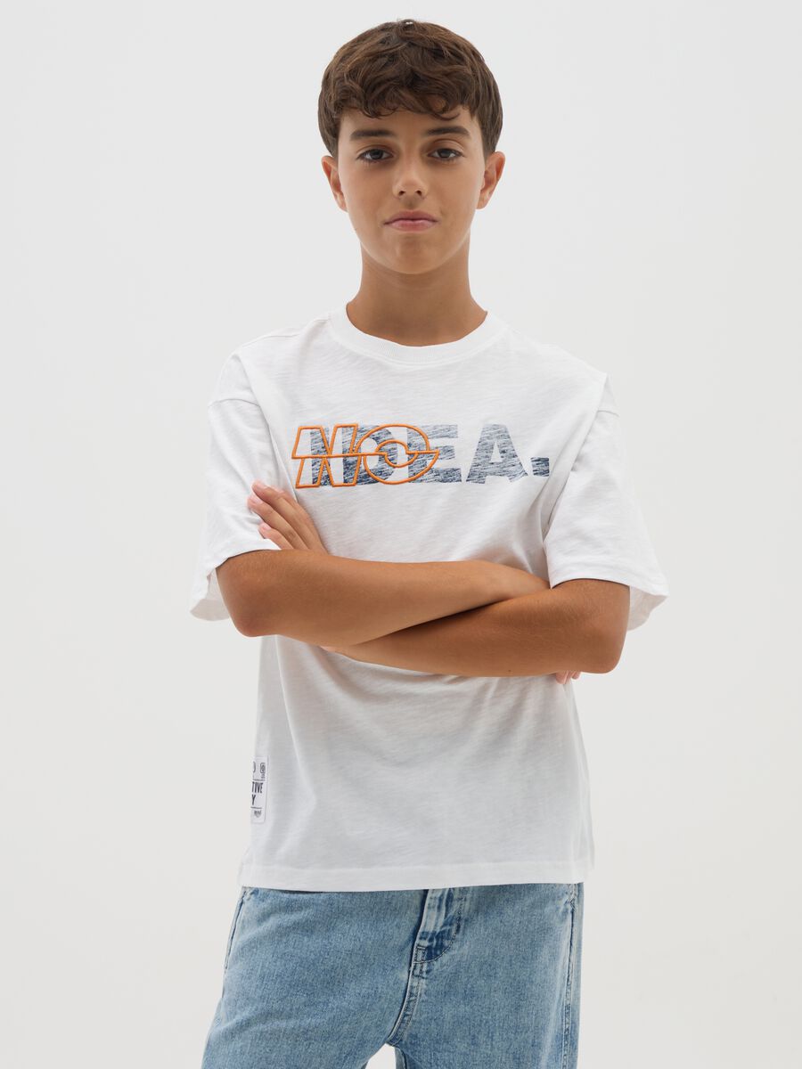 White oversized pure cotton t-shirt for boys_0