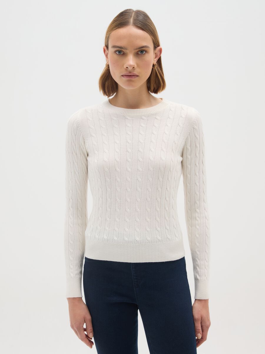 Pullover bianco con collo rotondo_0