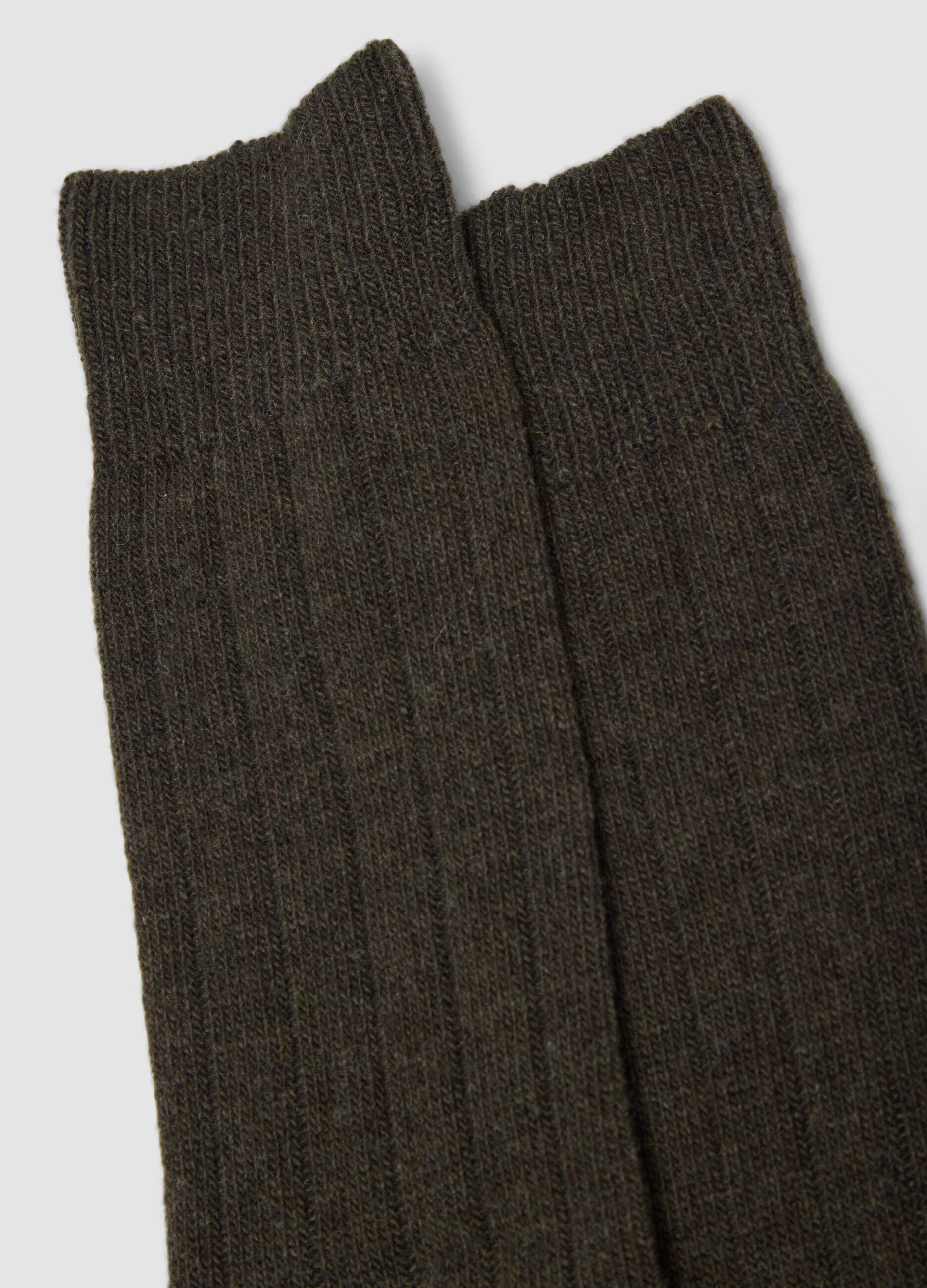 Calze midi verdi in lana, viscosa e cashmere elasticizzati