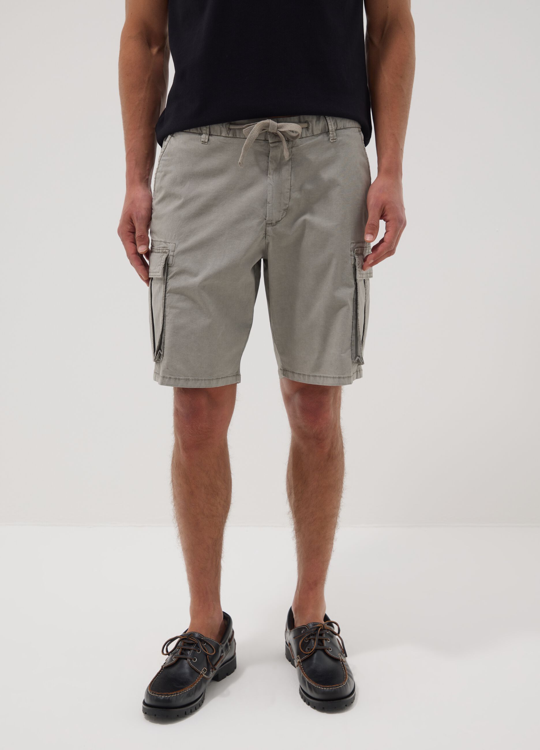 Grey stretch cotton cargo shorts