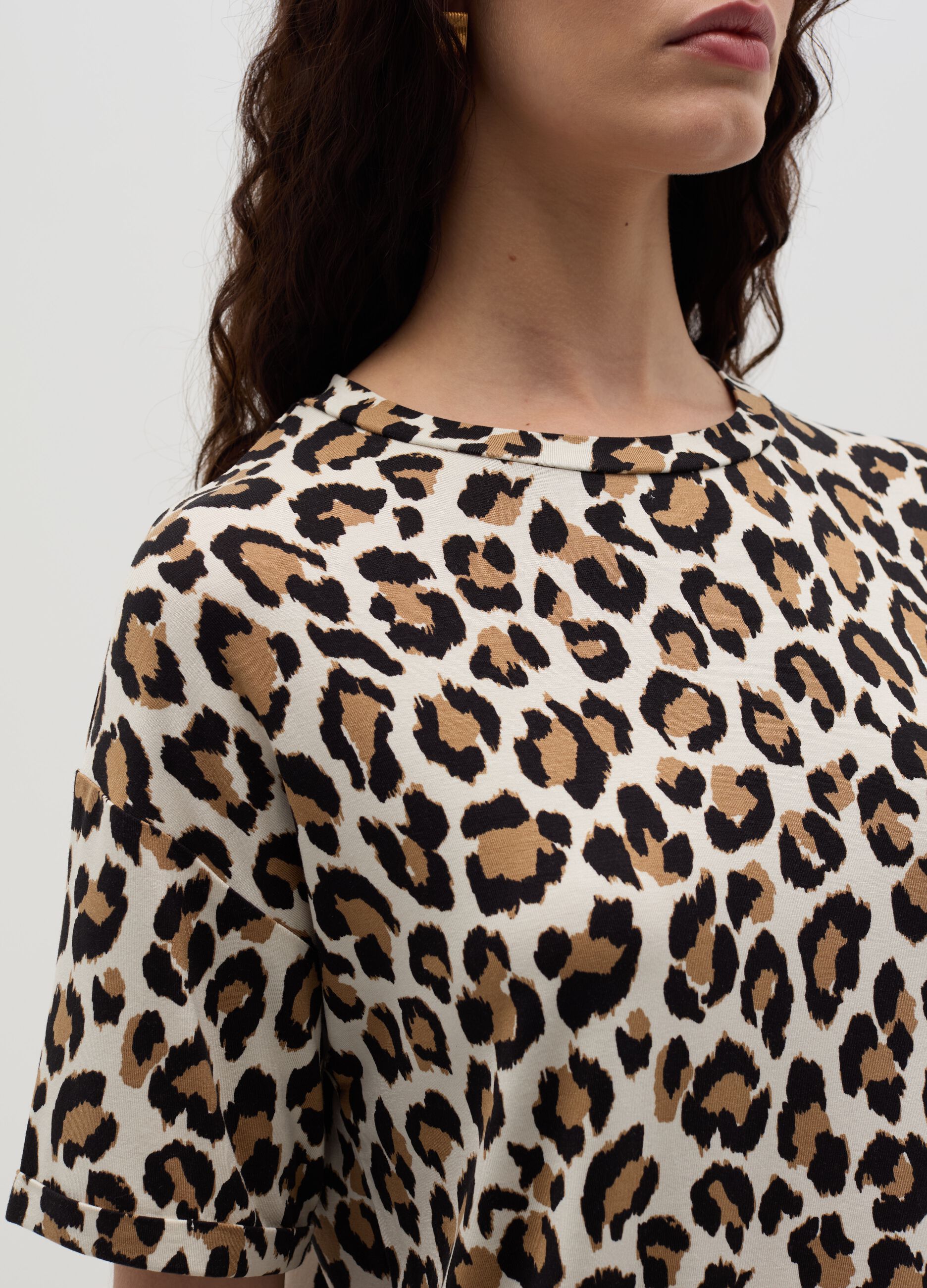 Animal print T-shirt with kimono sleeves