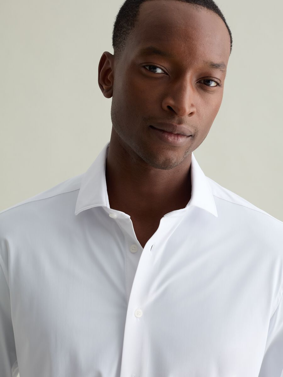 Regular-fit shirt in technical fabric_2