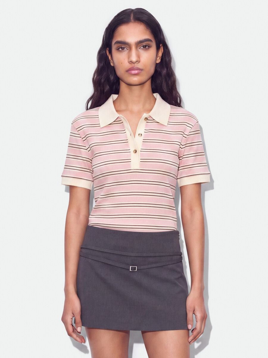 Polo crop rosa in cotone elasticizzato a righe regular fit_0