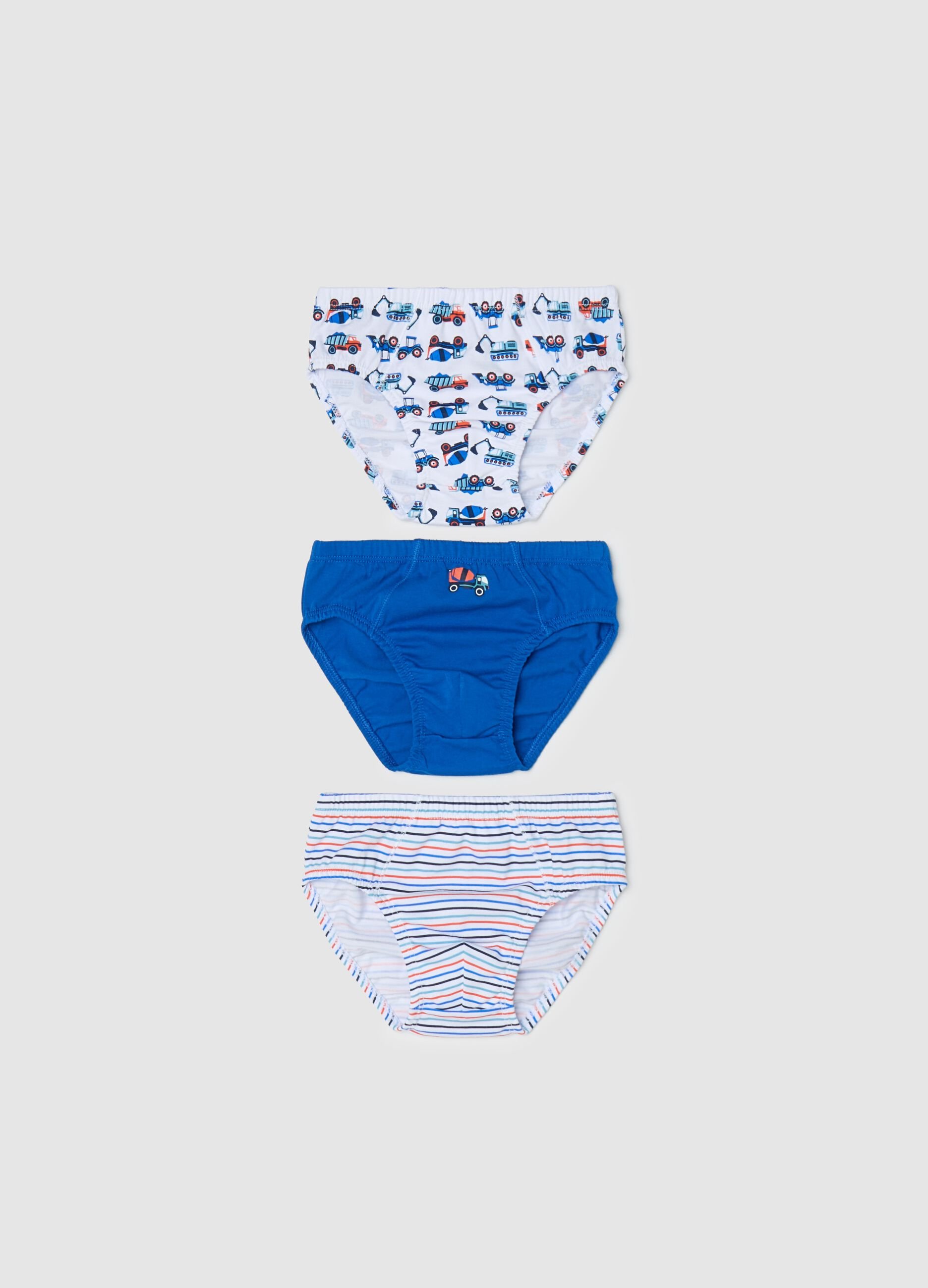 Three-pack briefs with machinery print