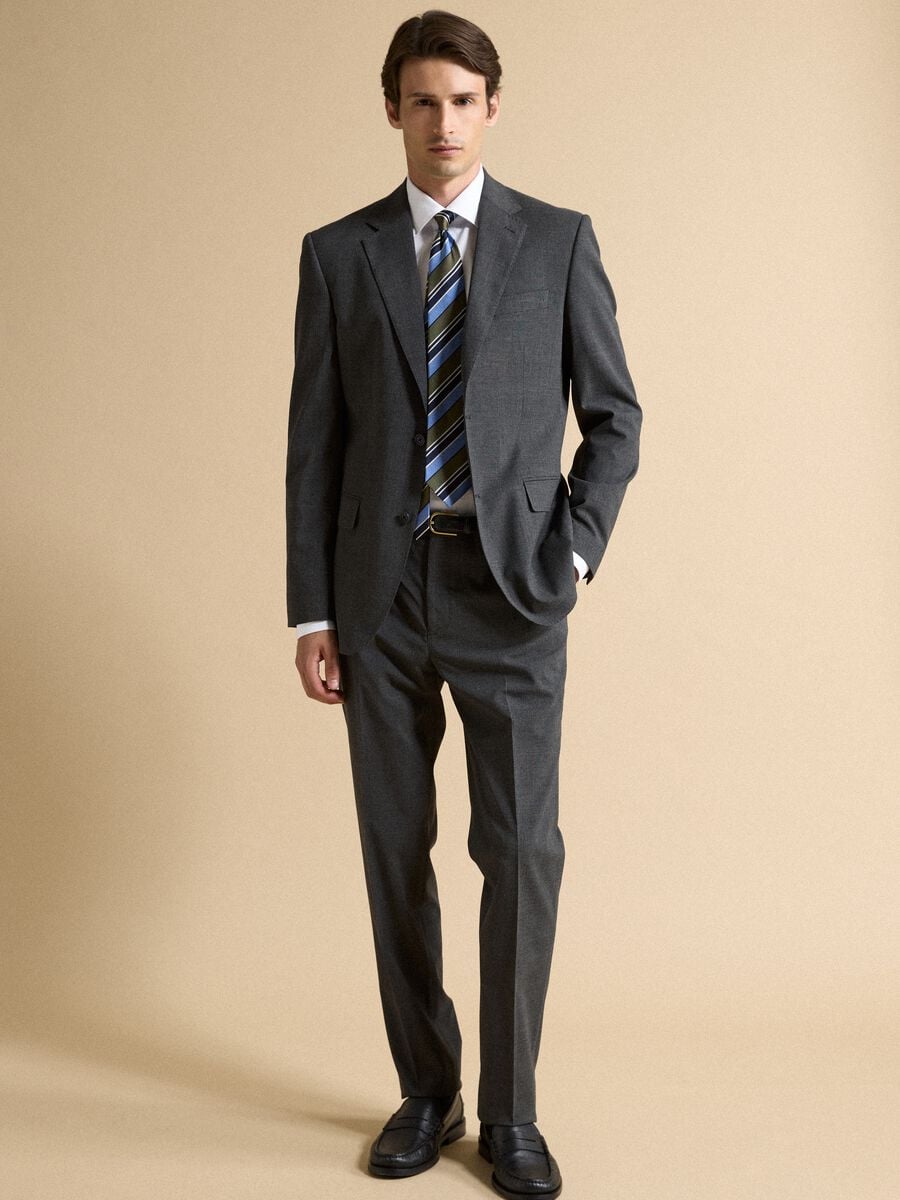 Pantaloni formali grigi slim fit in viscosa elasticizzata_0