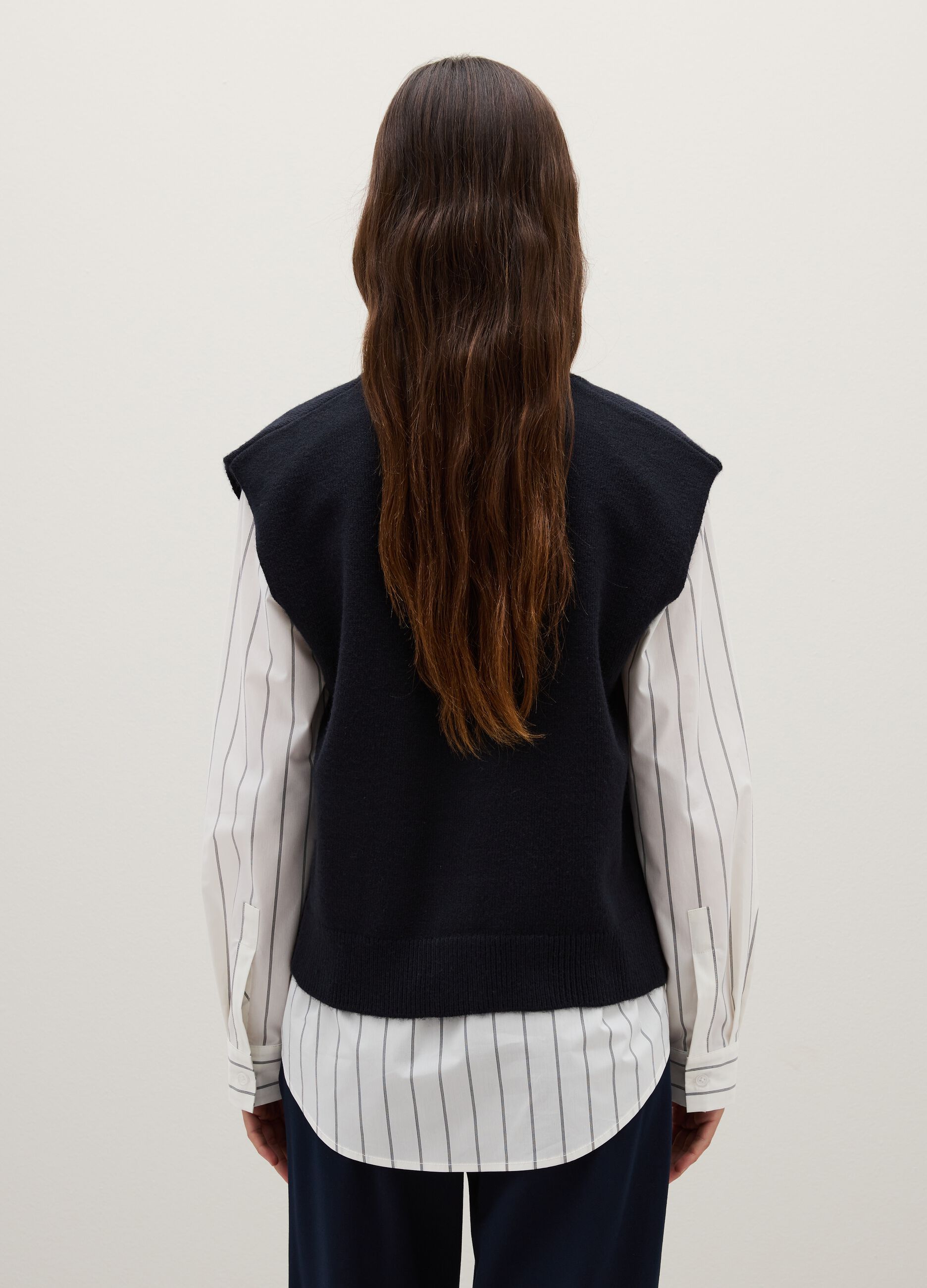 Gilet blu lungo con bottoni