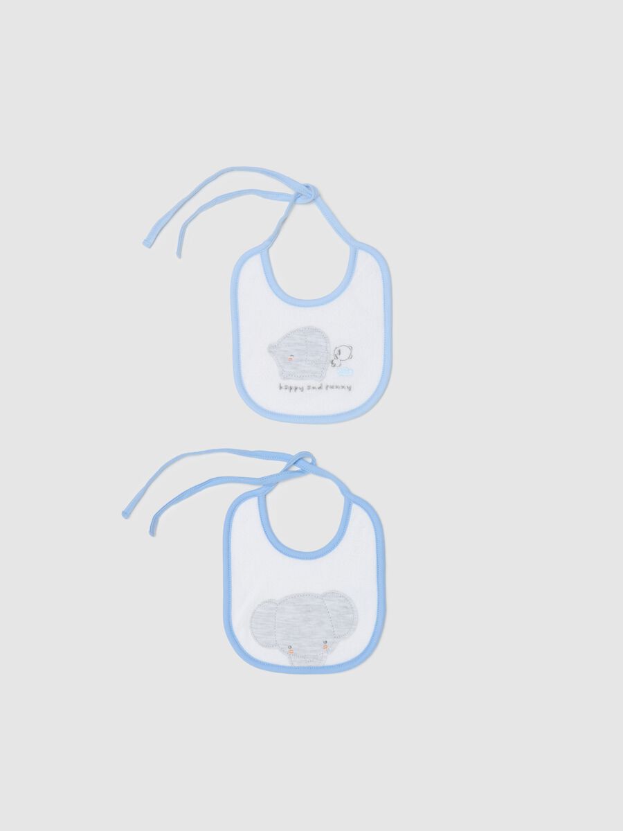Two-pack bibs with animals patches_0