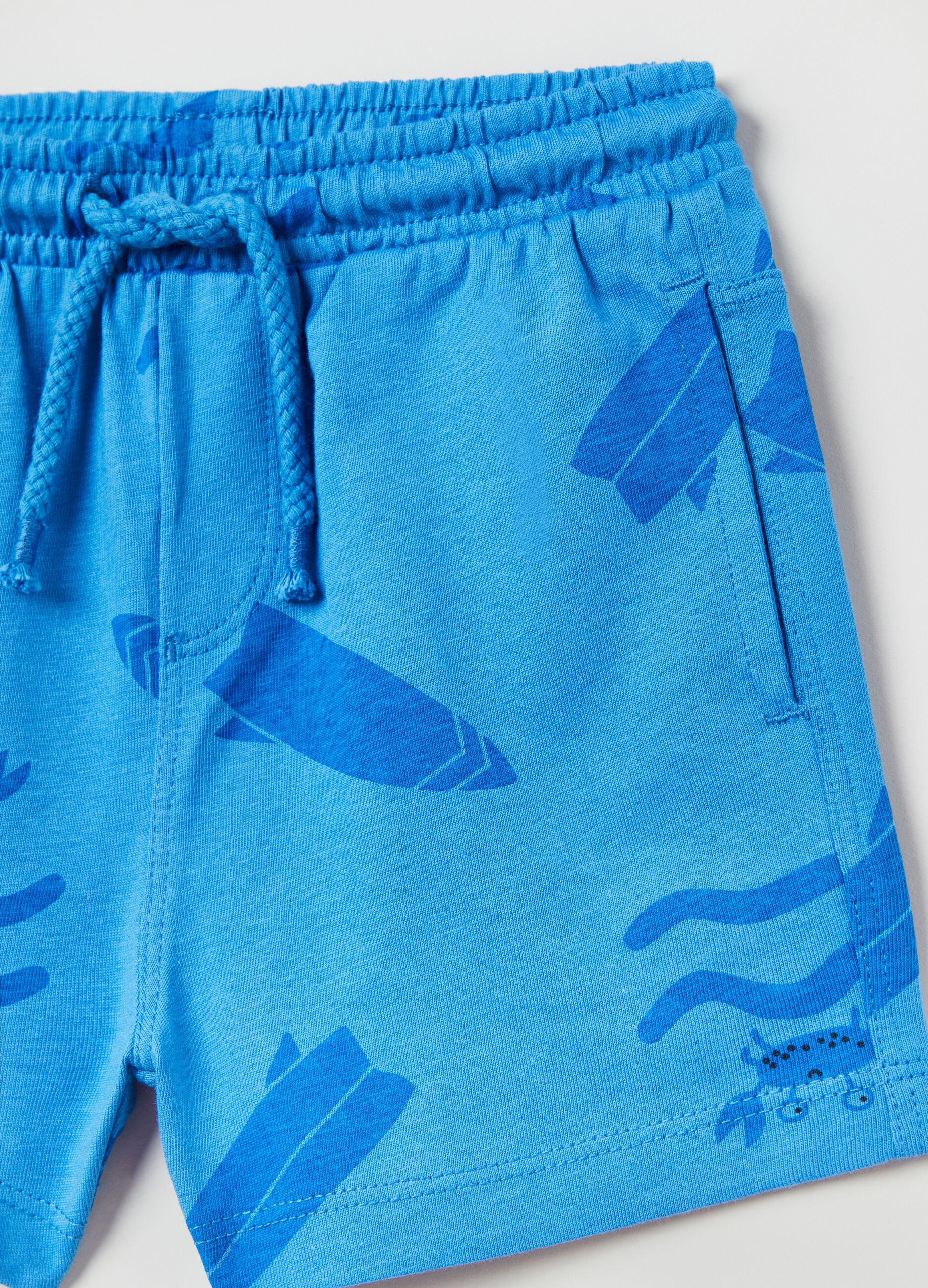 Shorts in cotone con coulisse e stampa_2