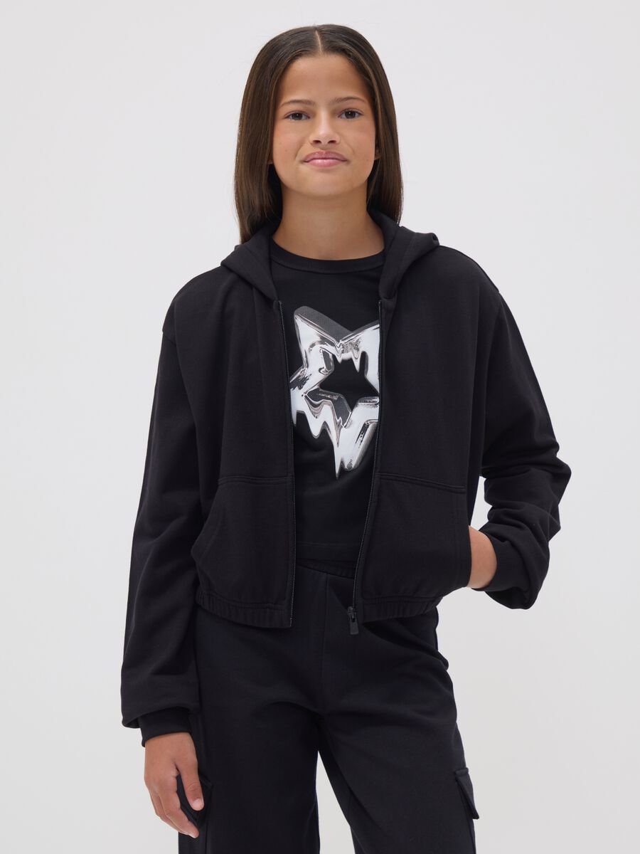 Short black pure cotton hoodie with crew neck for girls_1