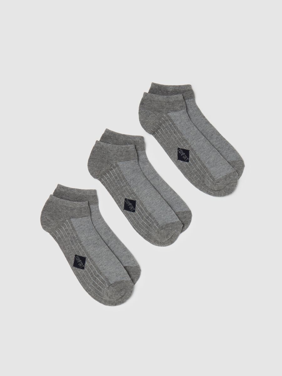 Three-pair pack stretch sneaker liners_0