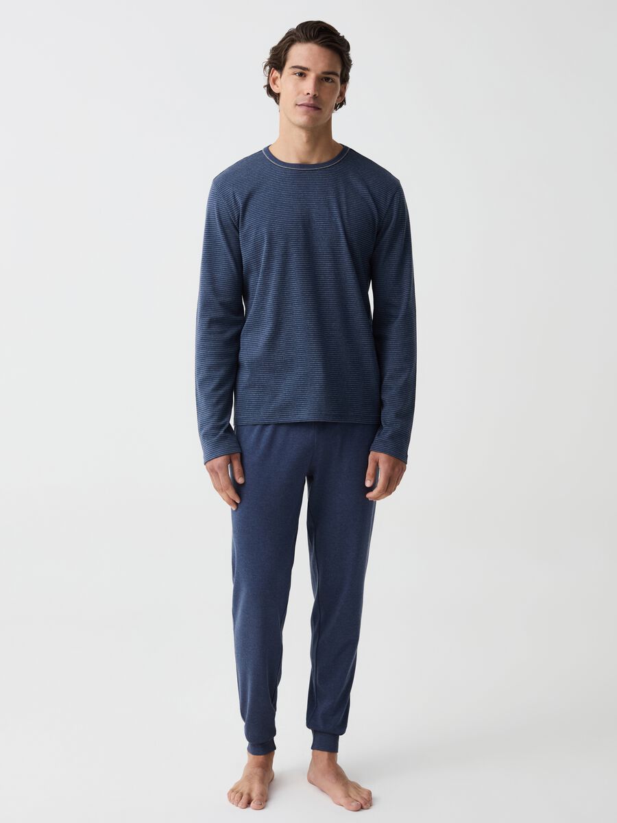 Long pyjamas with thin striped top_0