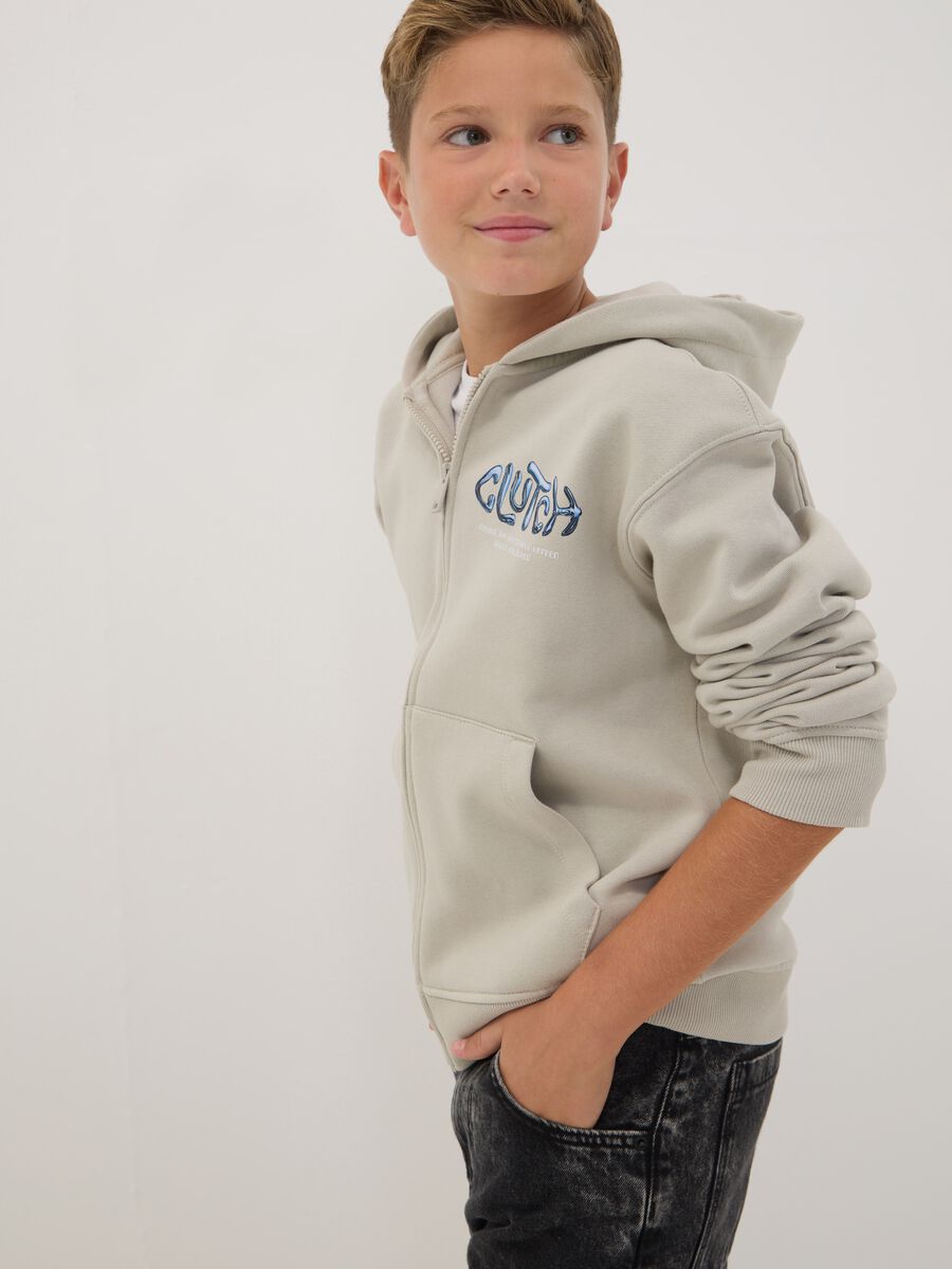 Grey oversized cotton-blend hoodie with print for boys_1