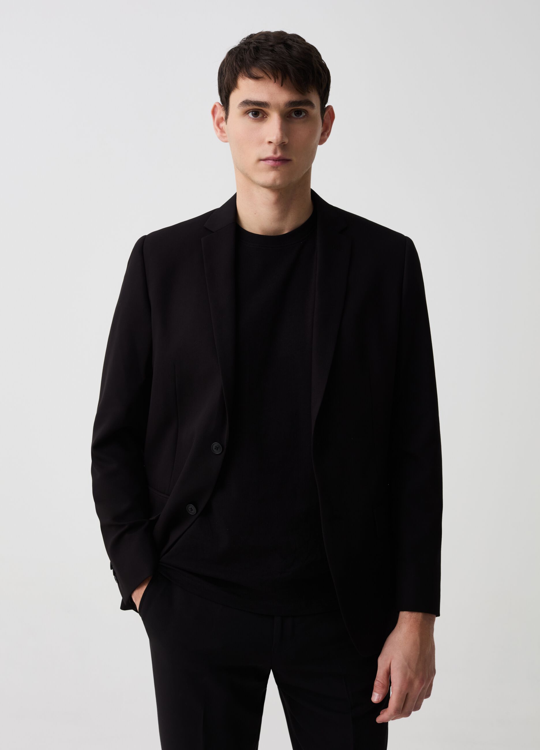 Single-breasted slim-fit blazer