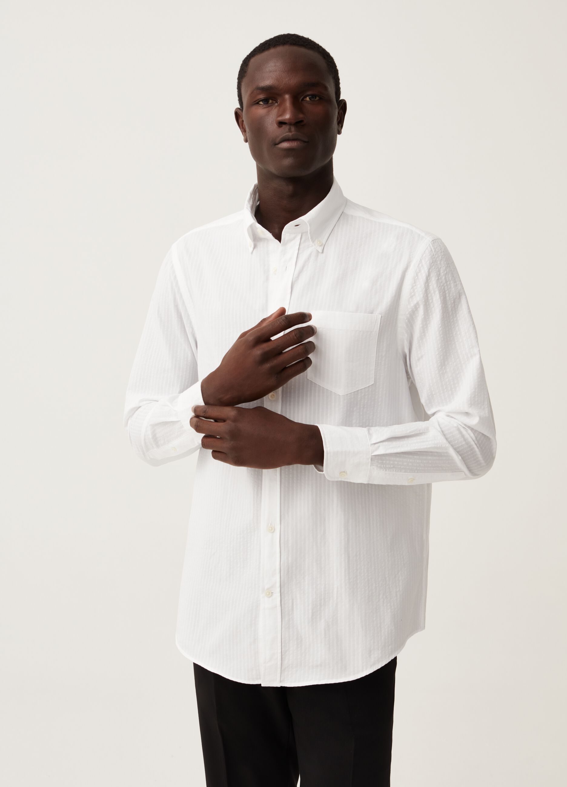 Regular-fit shirt in striped cotton seersucker