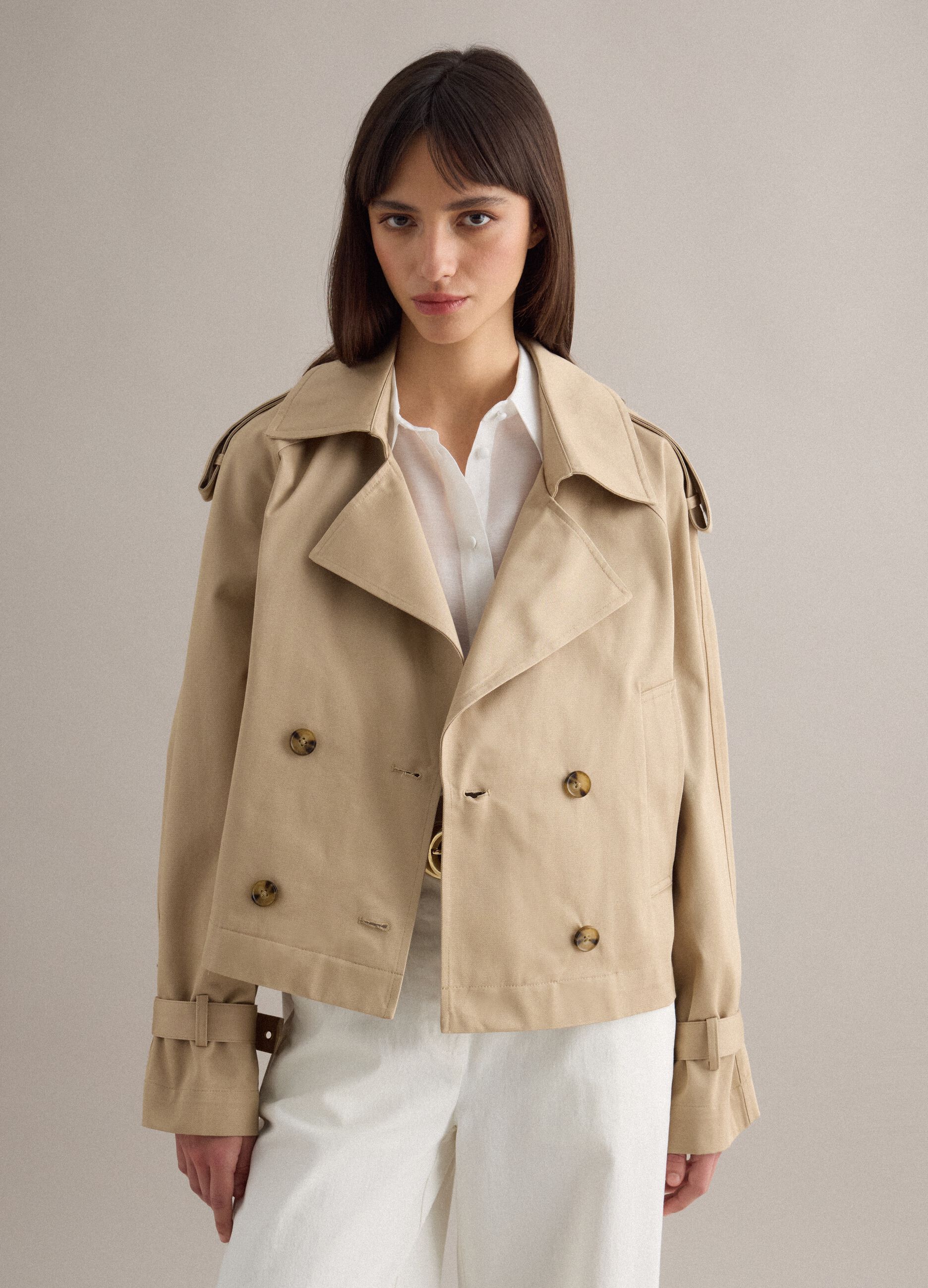 Double-breasted trench coat in pure beige cotton regular fit
