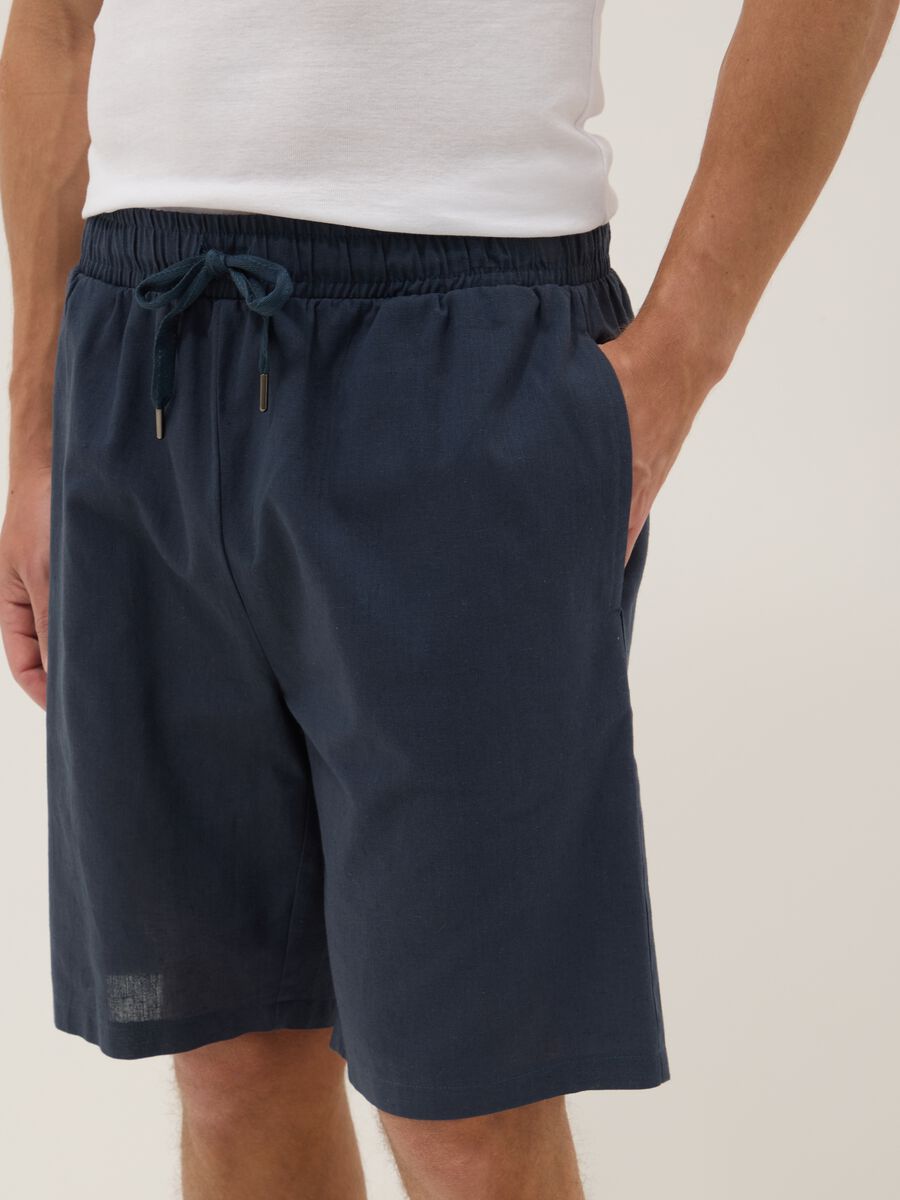 Blue cotton and linen blend pyjama shorts, regular fit_3