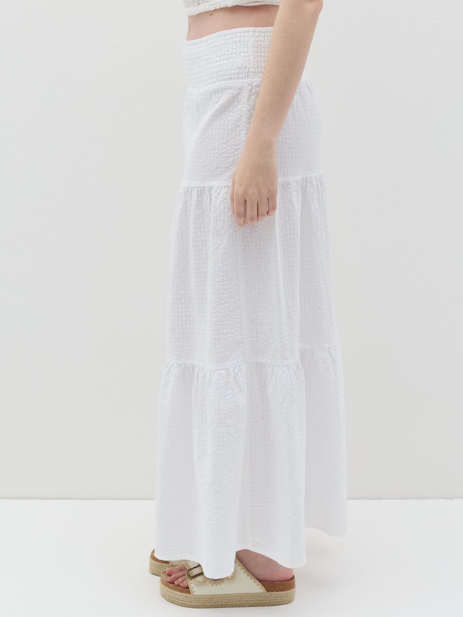 Long white tiered skirt in seersucker_2