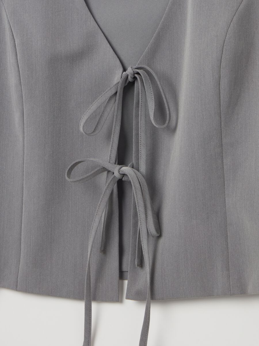 Gilet with laces_5