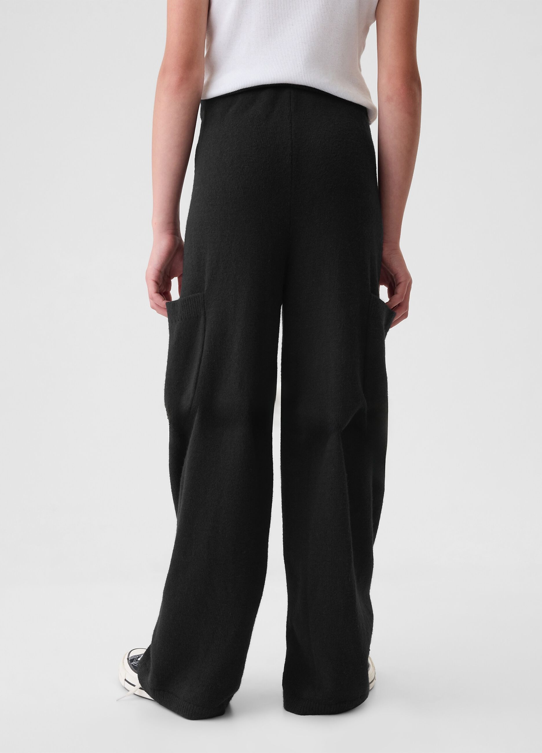 Wide-leg knit trousers