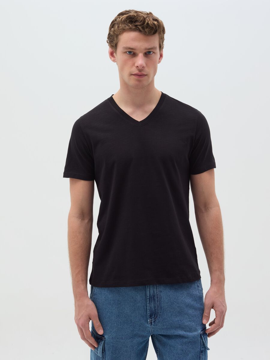 Slub cotton T-shirt with V neck_0