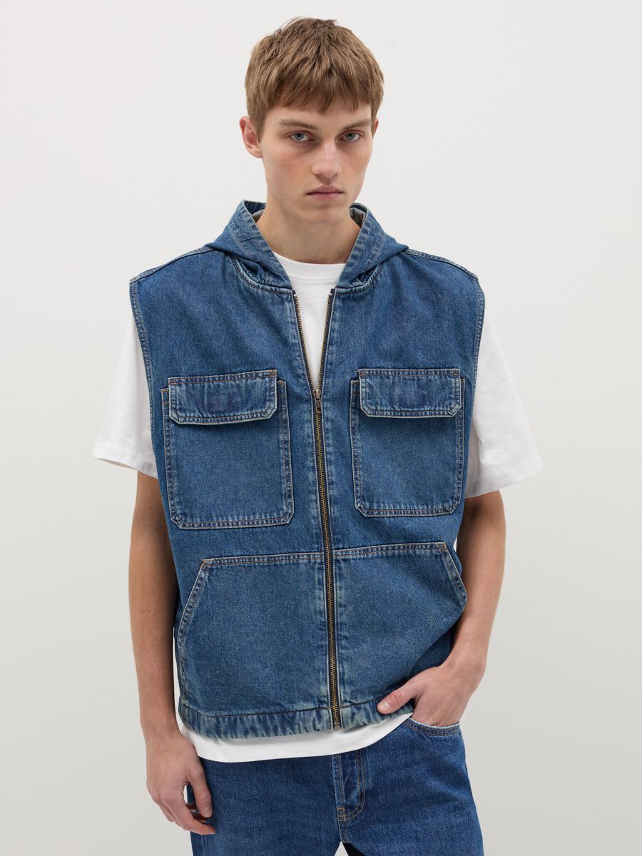 Gilet full-zip in denim con cappuccio_0