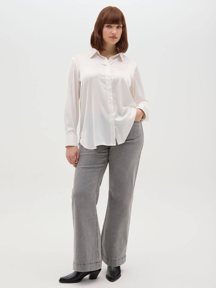 White long-sleeve regular fit blouse with classic collar_1
