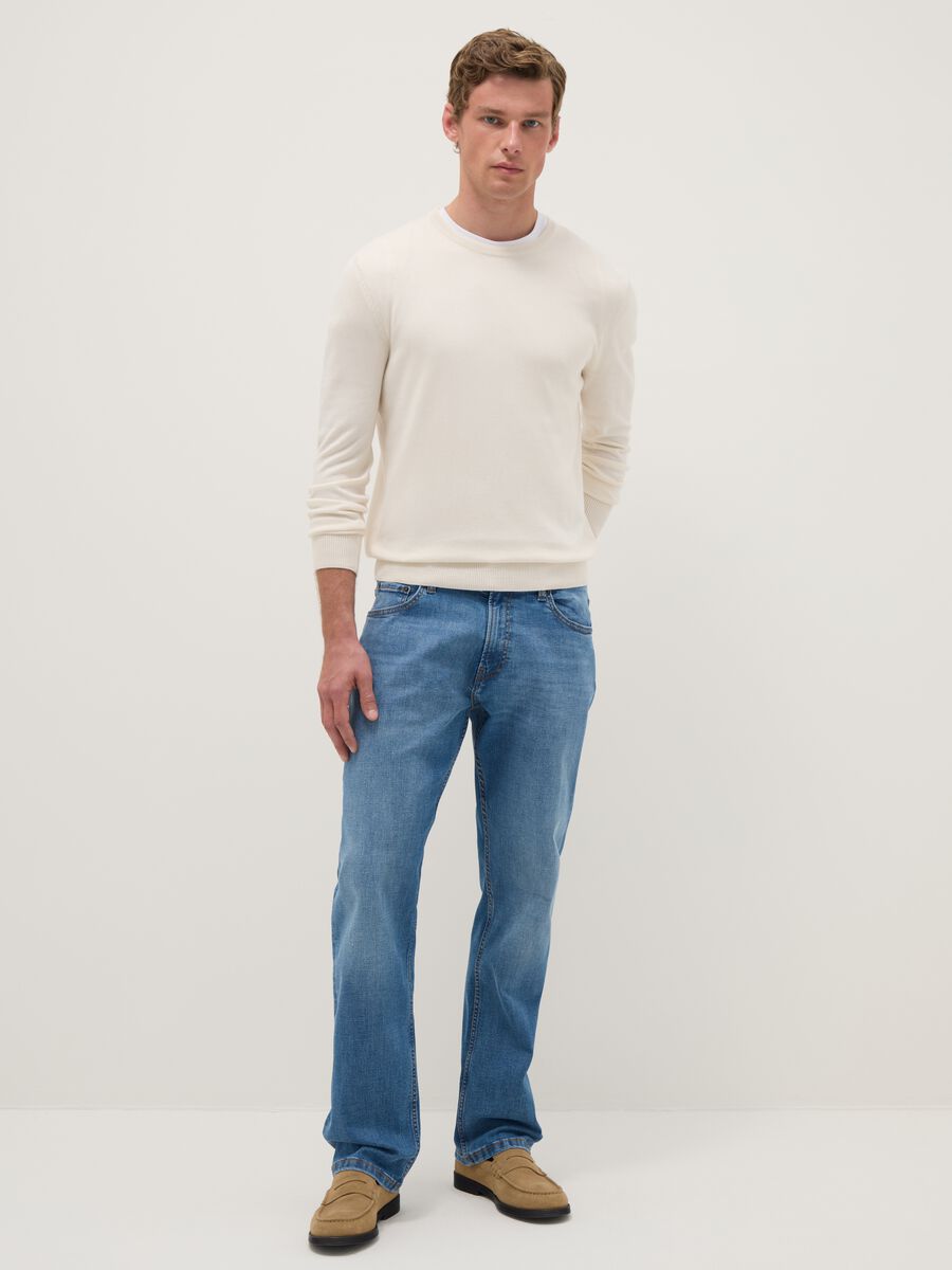 Comfort Fit Stretch Cotton Blue Jeans_0