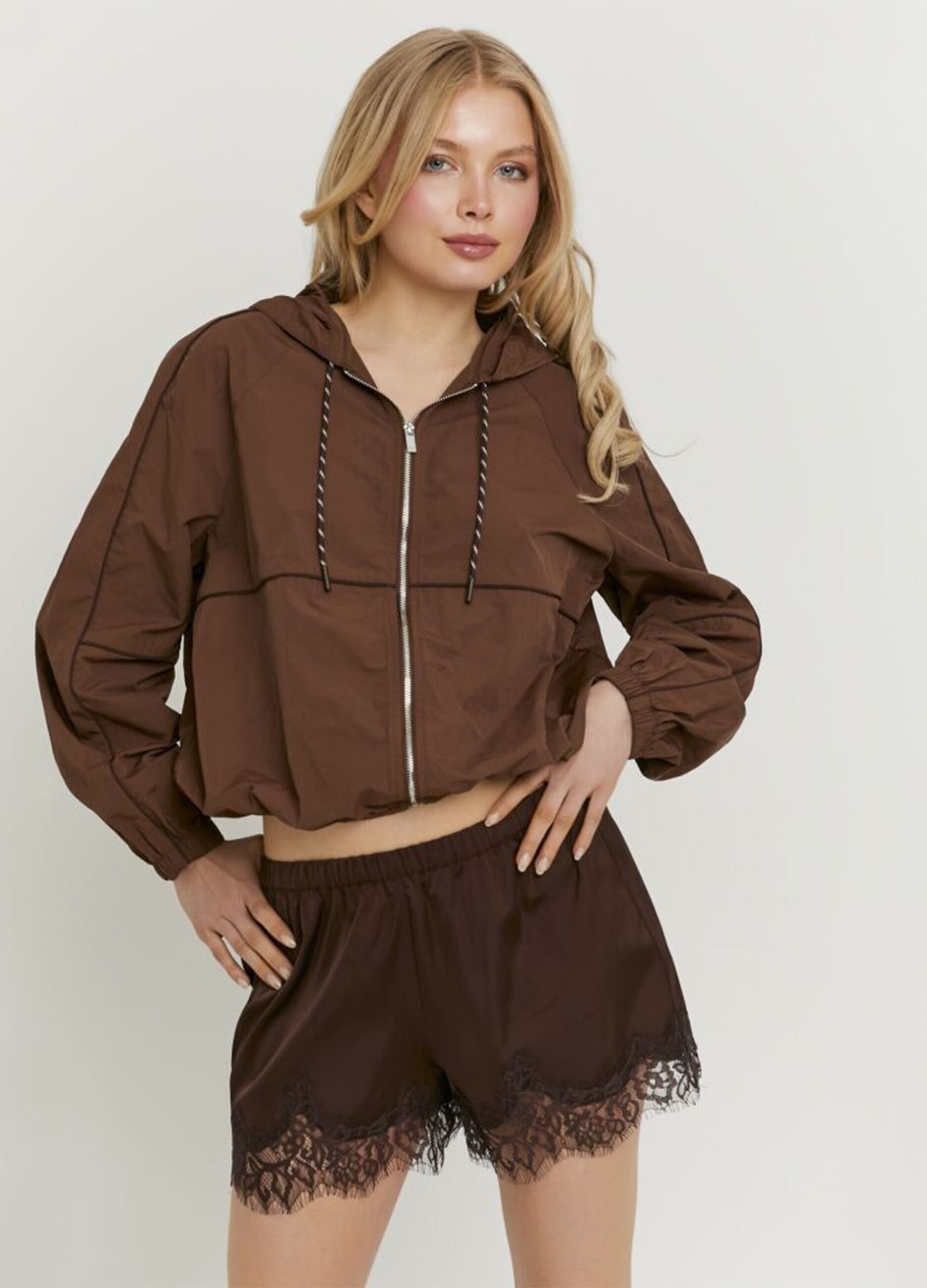 Brown stretch shorts with lace trim