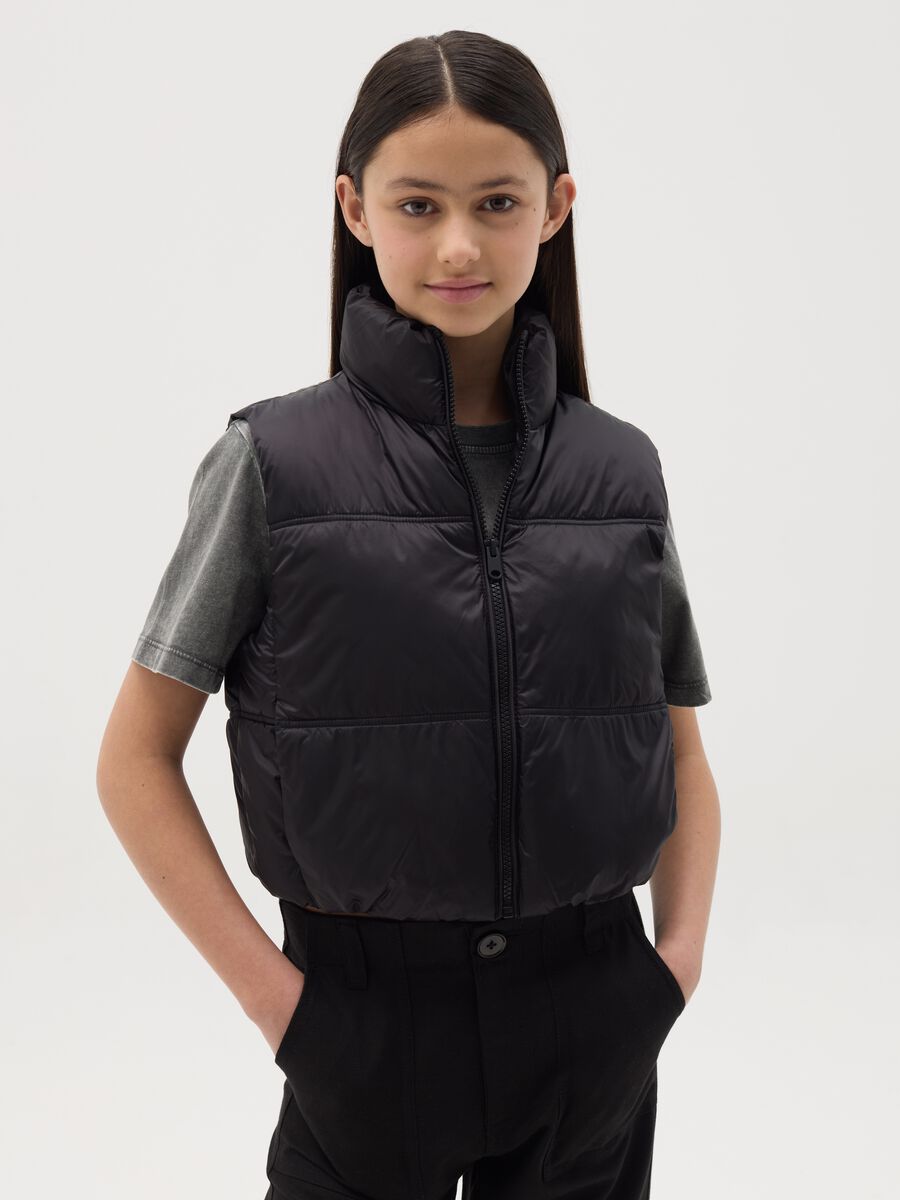 Quilted gilet in water-repellent fabric_0