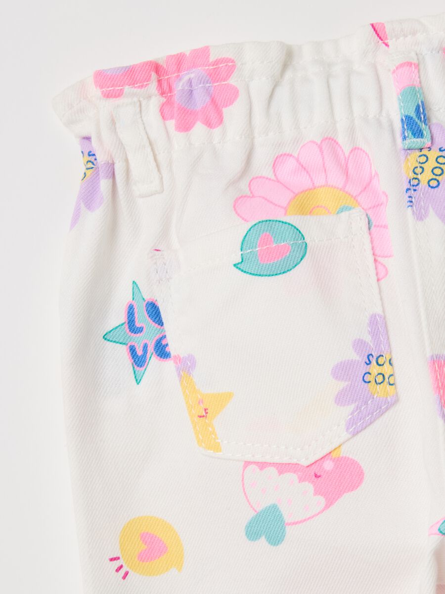 Baggy-fit trousers with flower and ice cream print_3