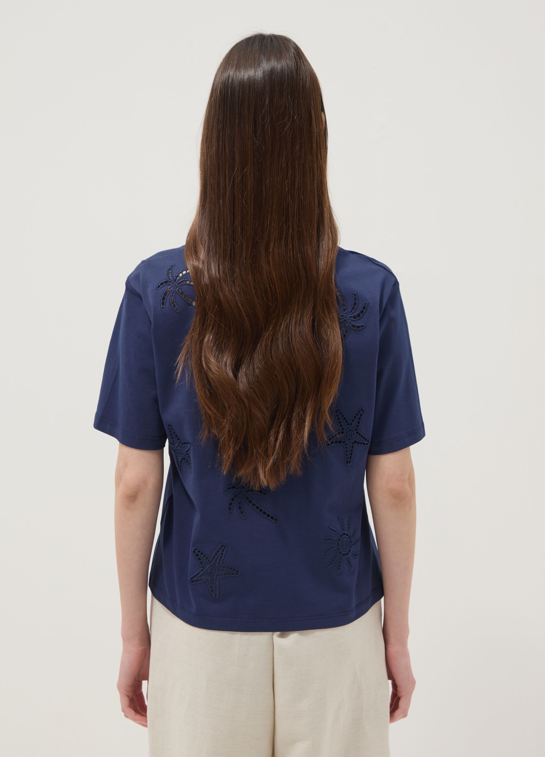 Blue pure cotton T-shirt with openwork embroidery, regular fit