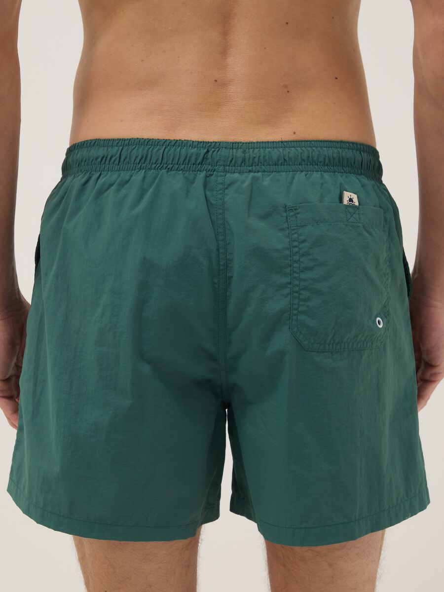 Green swim shorts with elasticated waist_2