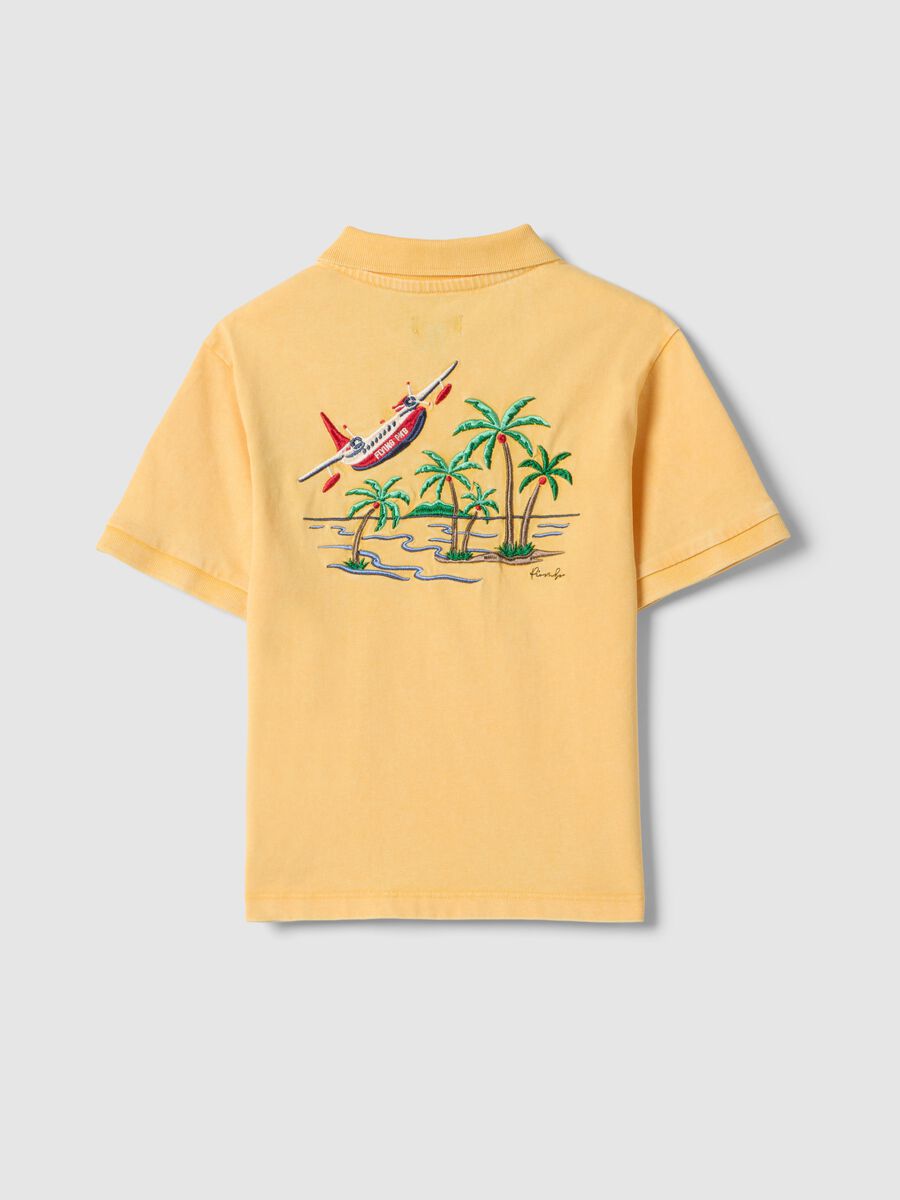 Polo in puro cotone gialla da bambino regular fit con ricami_4