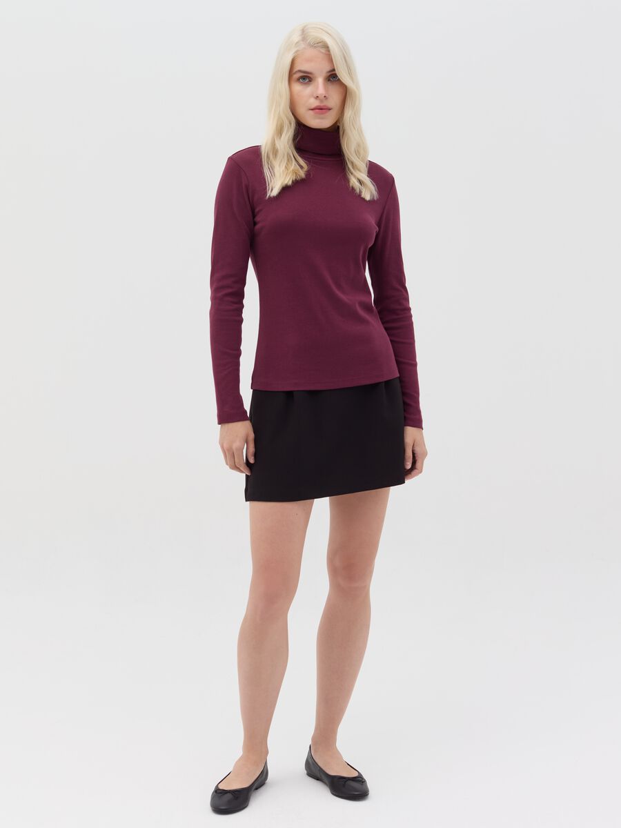 Long-sleeved T-shirt with high neck_1