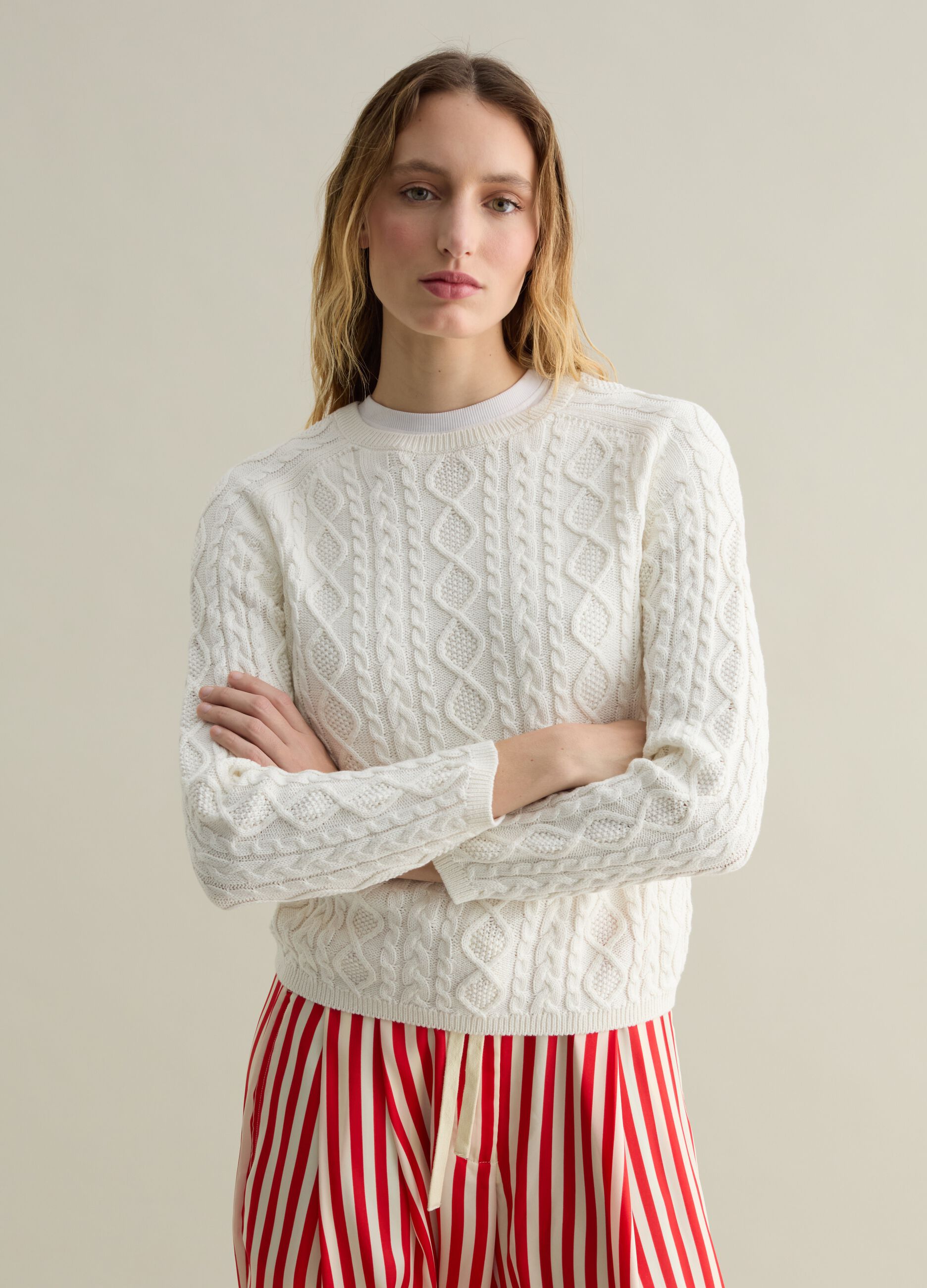 Cable-knit pullover with diamond motif