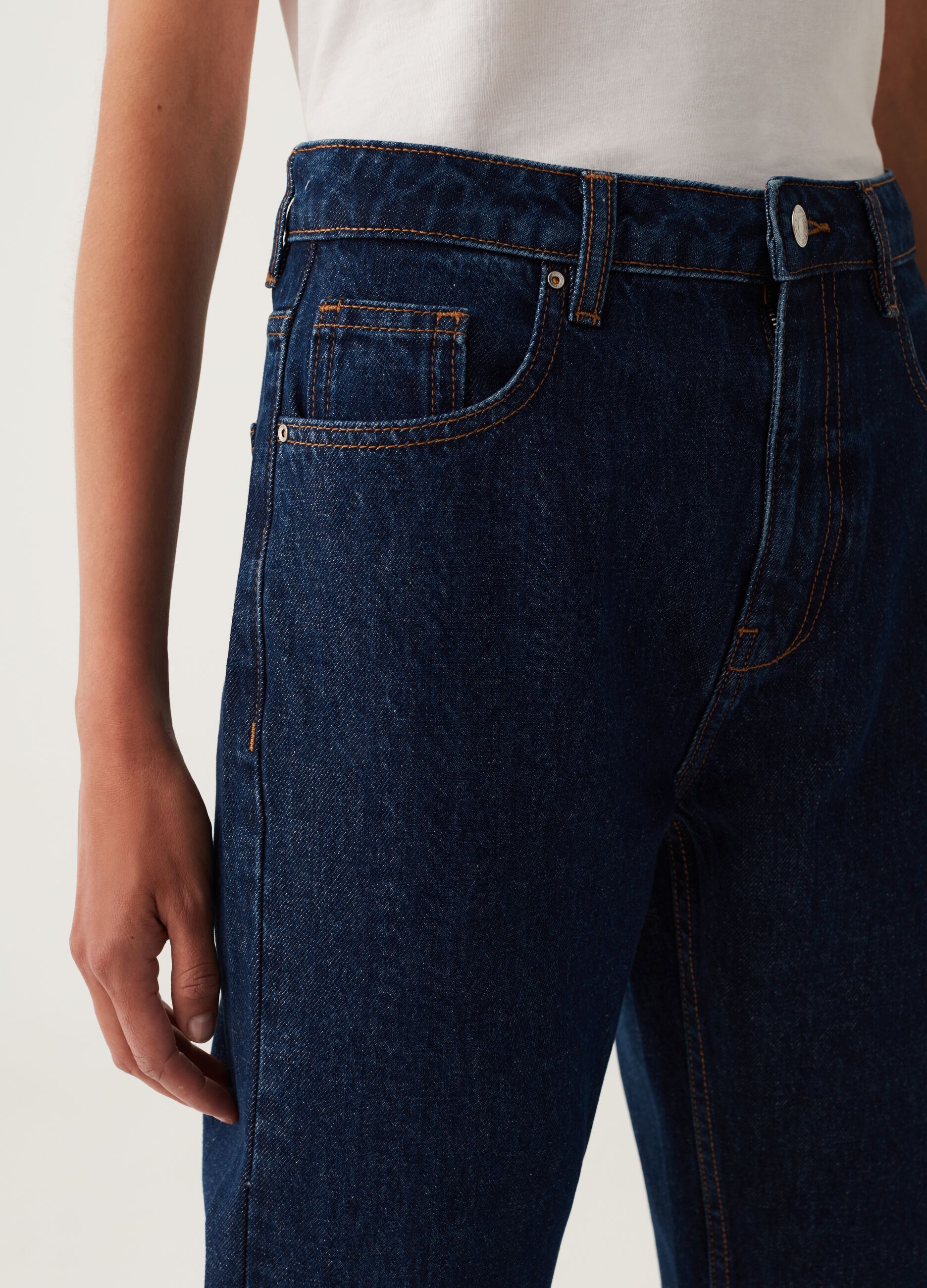 Jeans mom fit slim cinque tasche_3