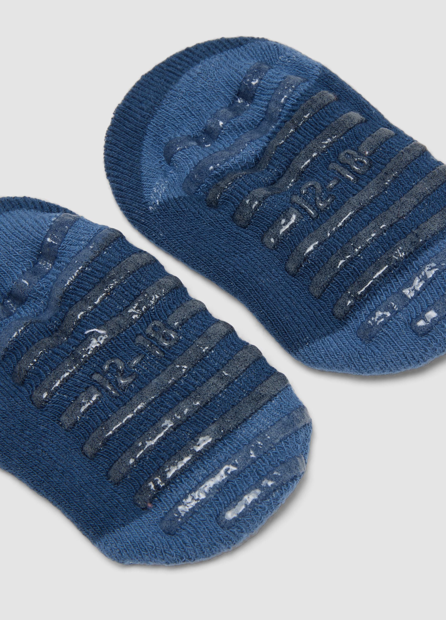 Blue organic stretch-cotton slipper socks with tractor